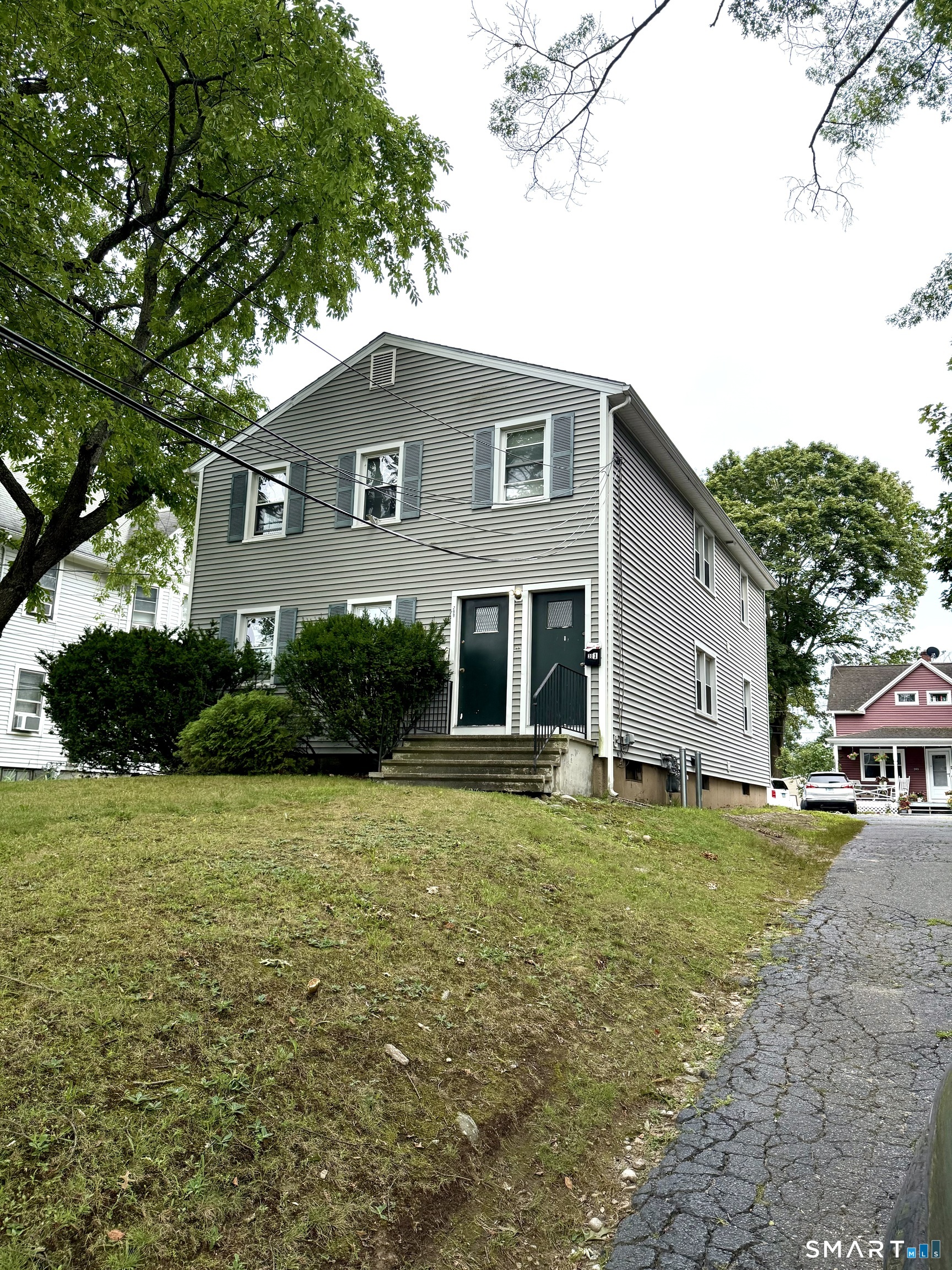 299 Villa Avenue Property Photo 2