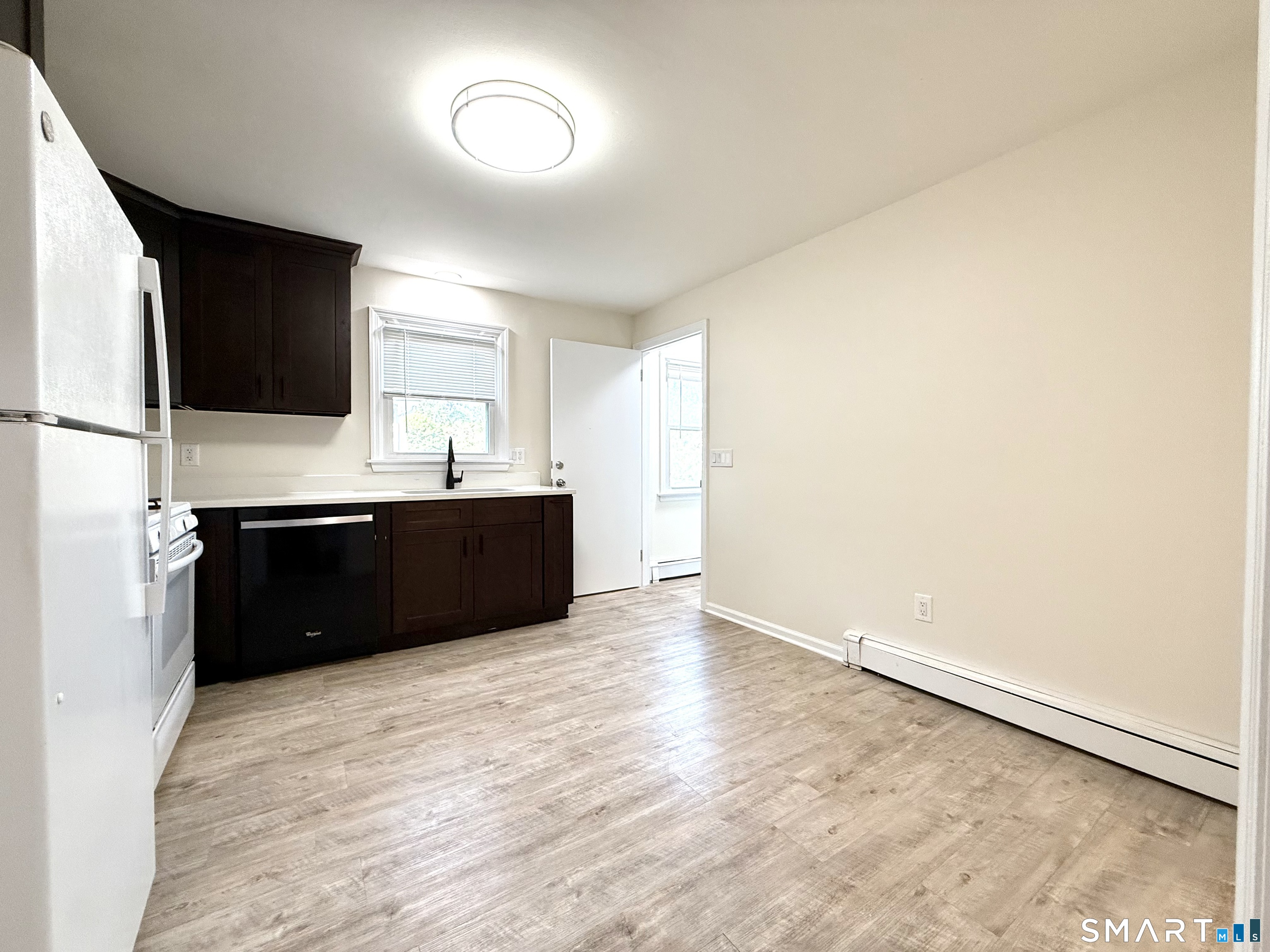 299 Villa Avenue Property Photo 5