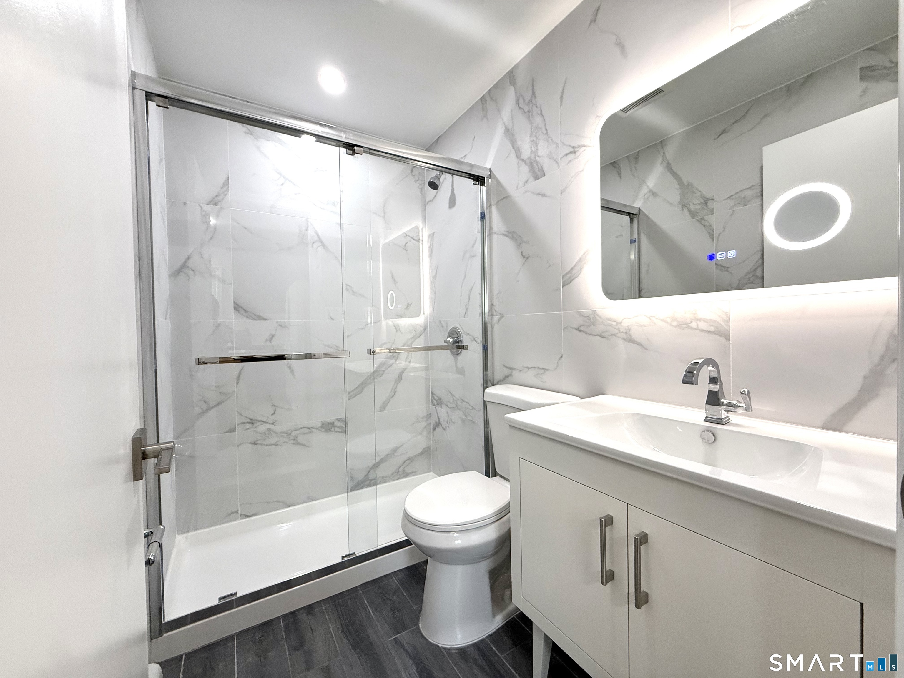 299 Villa Avenue Property Photo 17