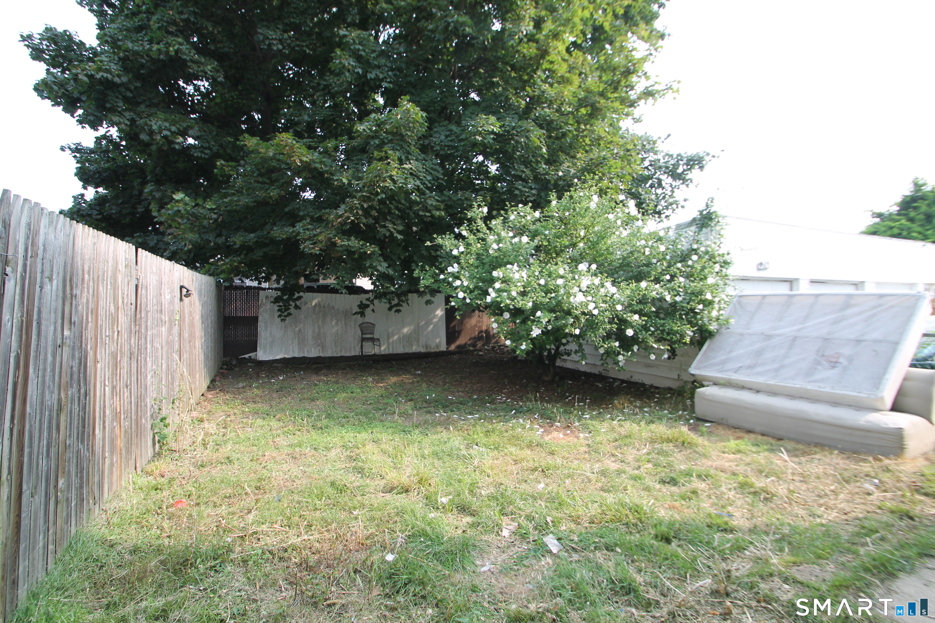 503-505 Lincoln Avenue Property Photo 6