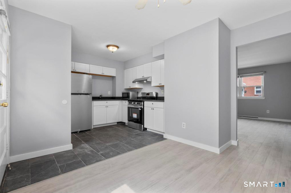 75 Saltonstall A21 Parkway Property Photo 1