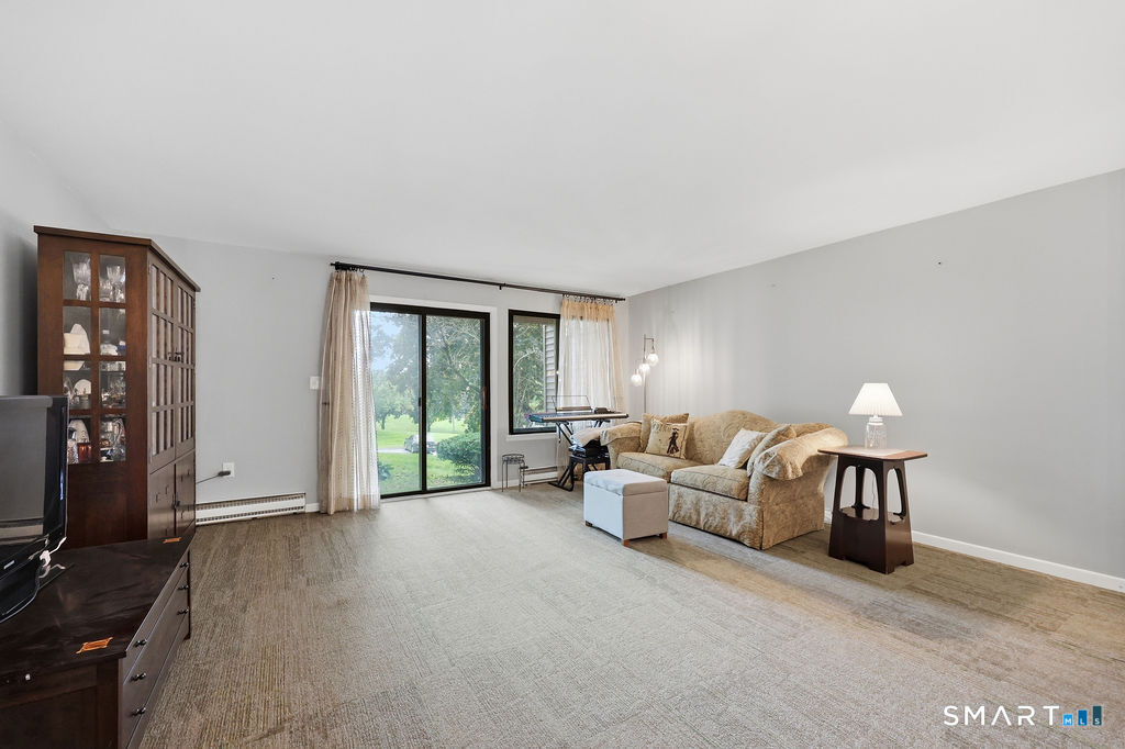 20 Briar 20 Court Property Photo 4