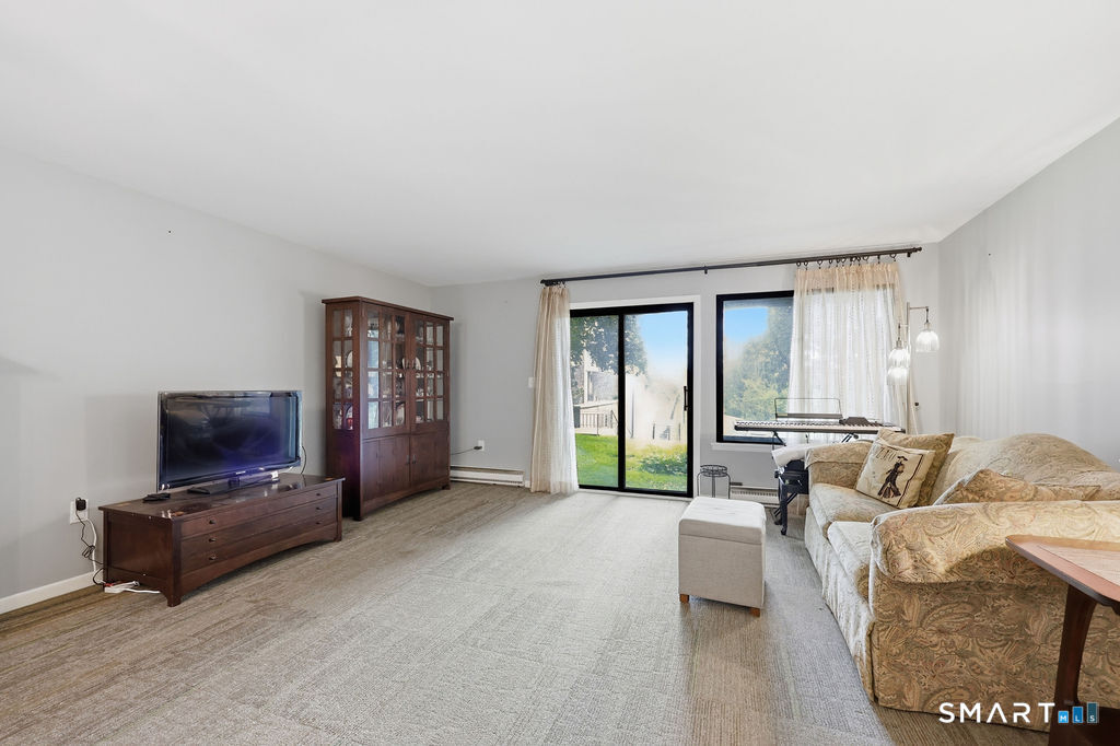 20 Briar 20 Court Property Photo 5