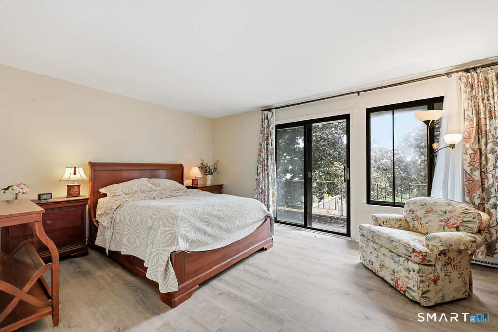 20 Briar 20 Court Property Photo 12