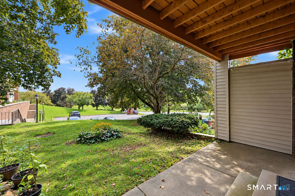 20 Briar 20 Court Property Photo 21