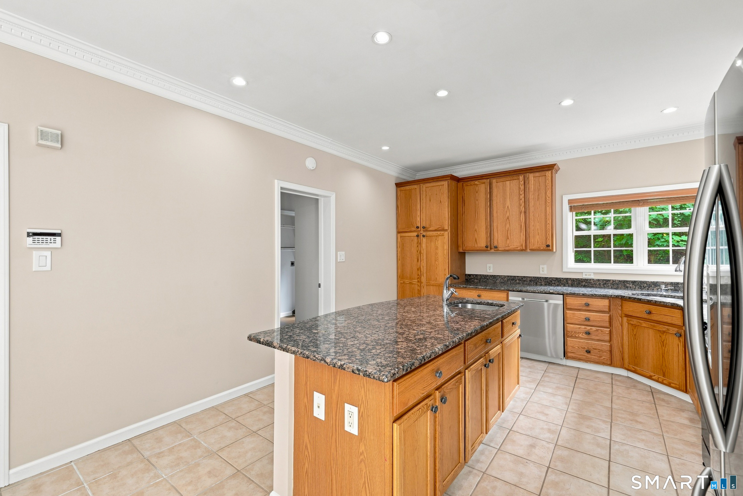271 Forsyth Road Property Photo 6