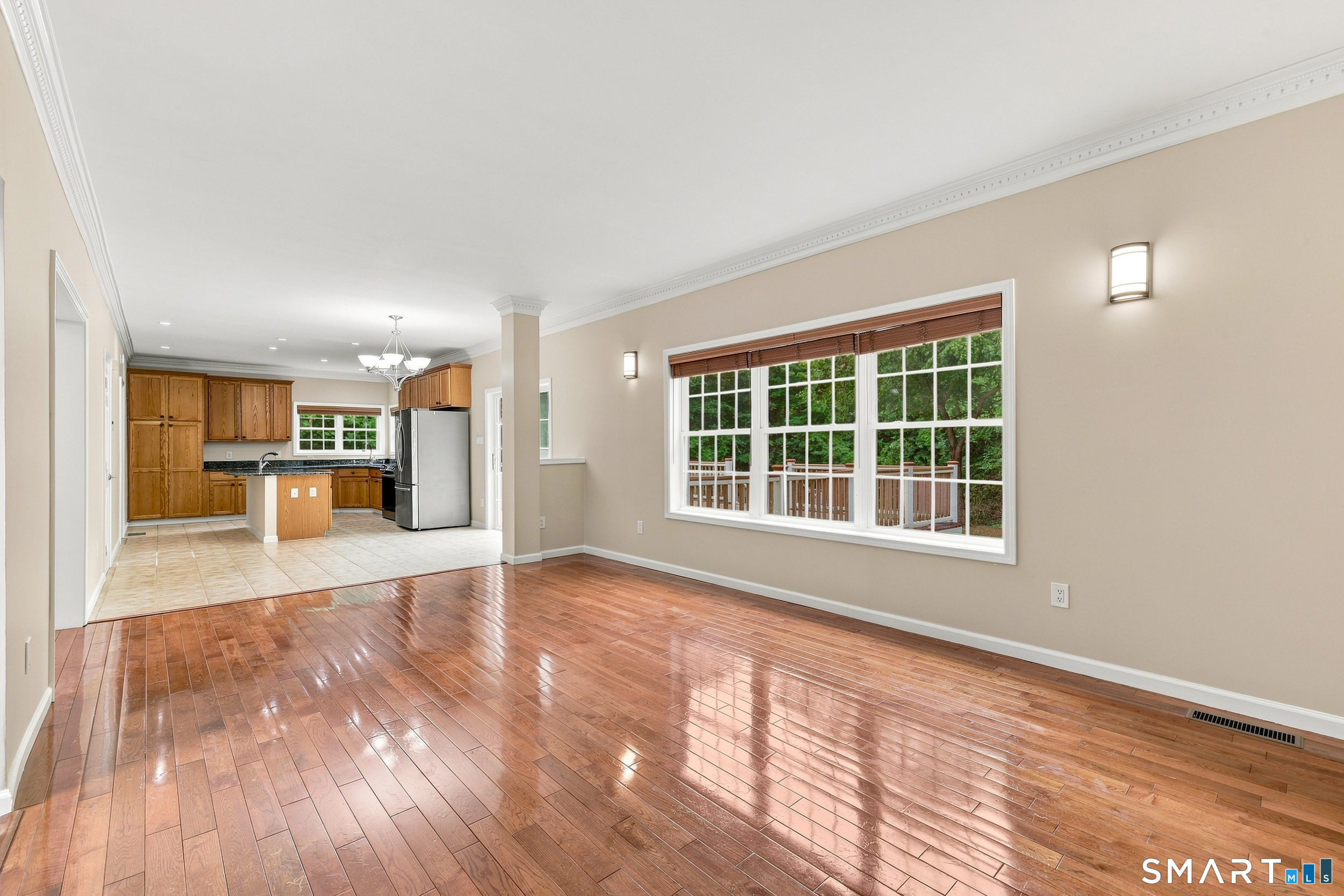 271 Forsyth Road Property Photo 9