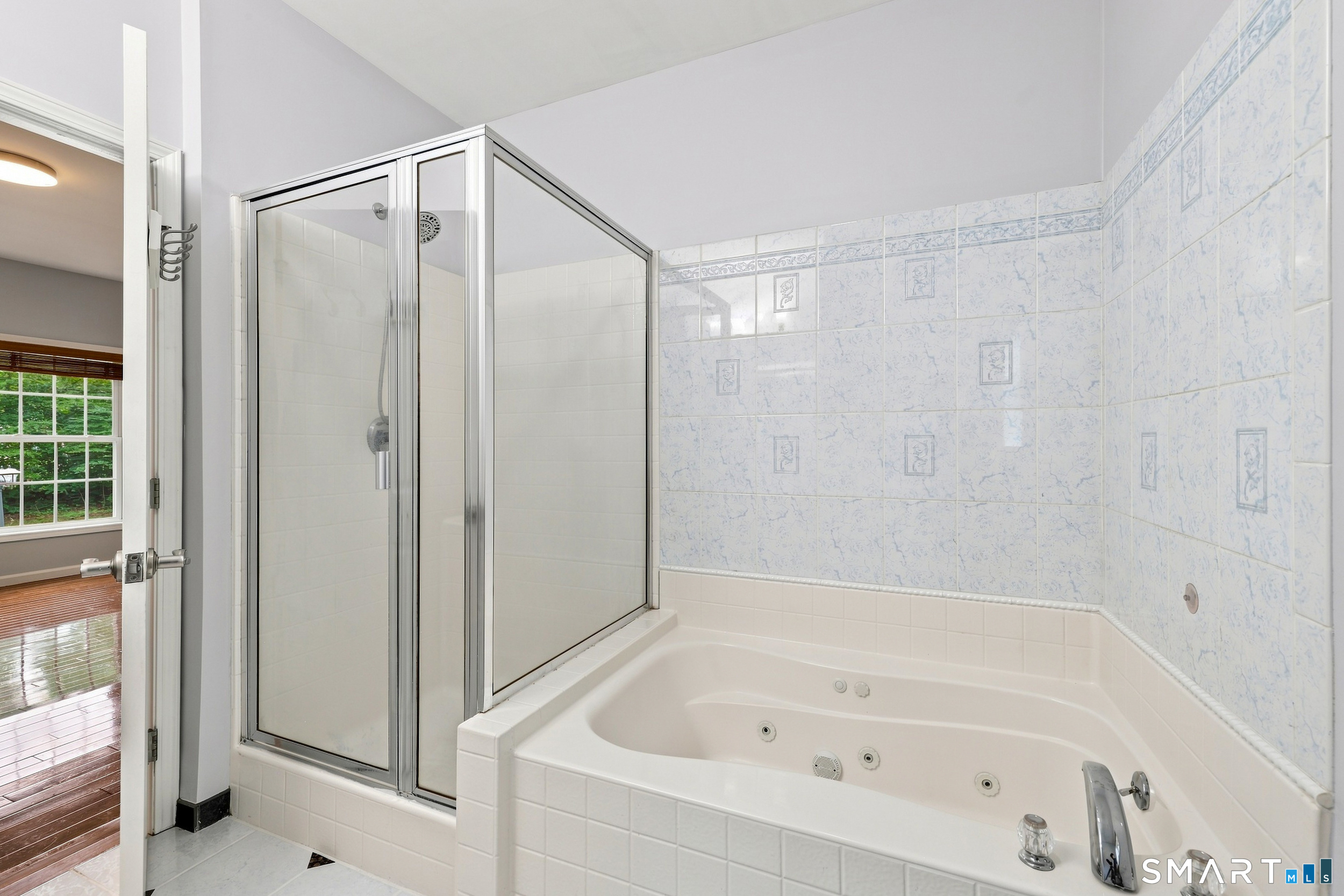 271 Forsyth Road Property Photo 15