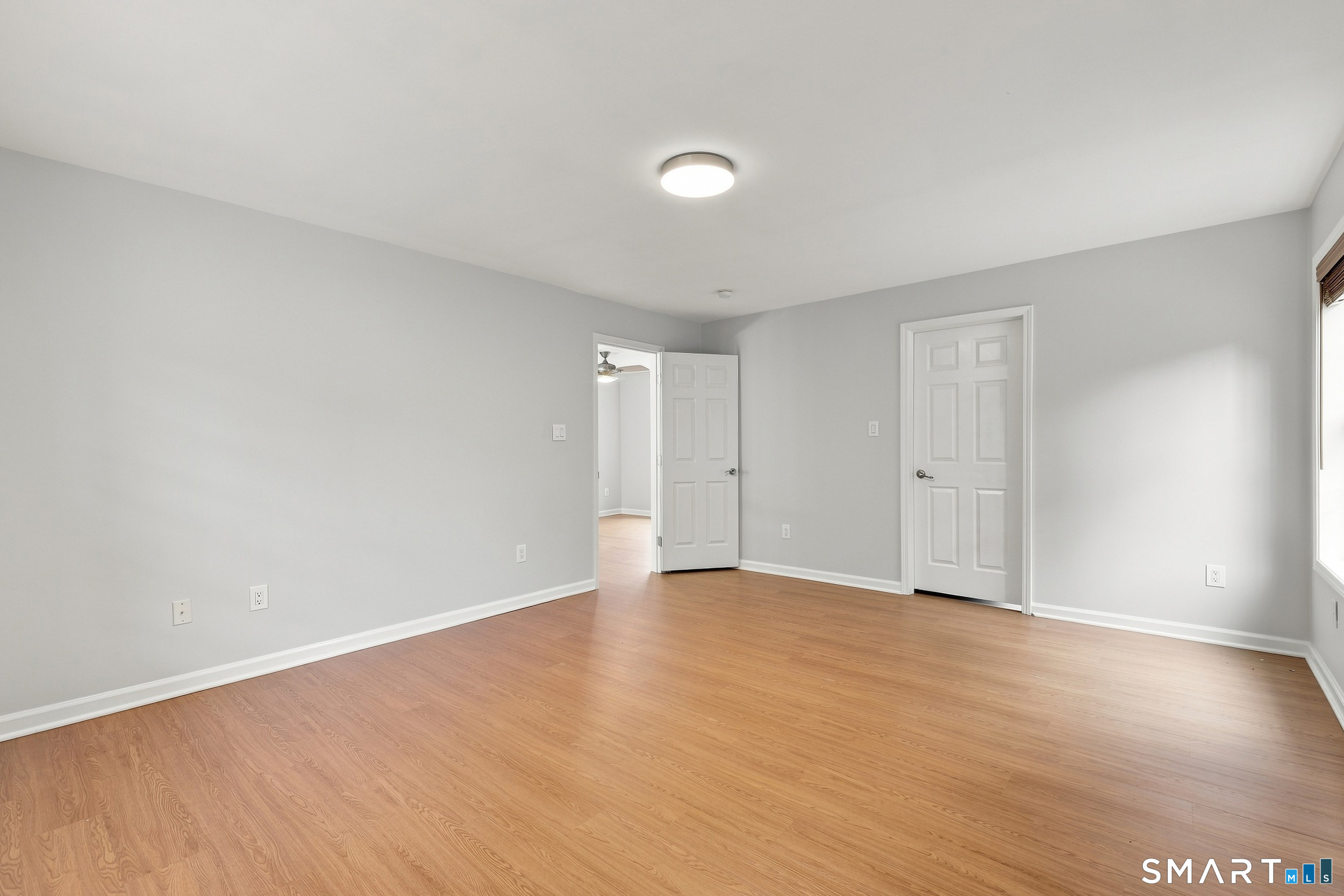 271 Forsyth Road Property Photo 22