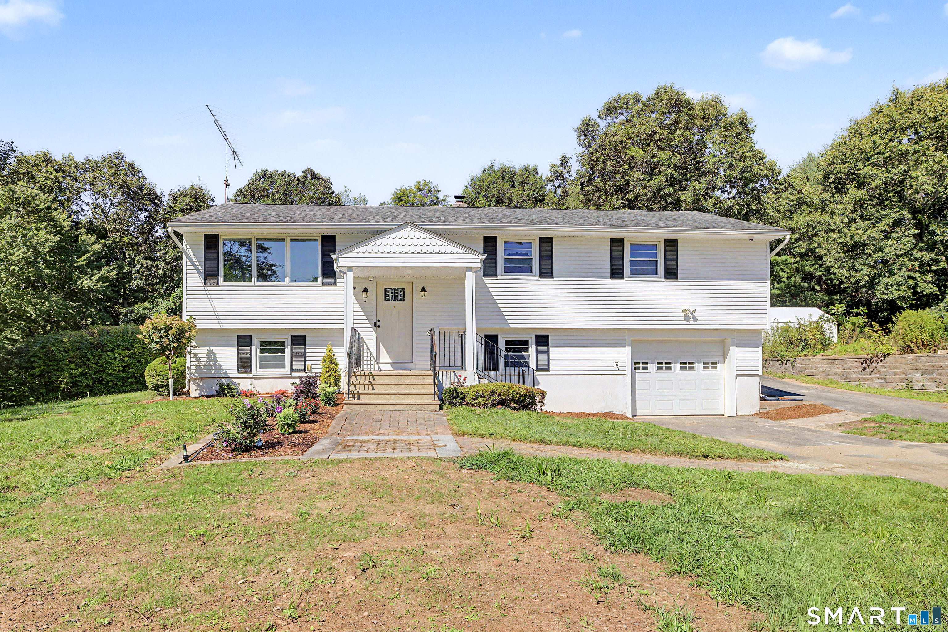 11 Westerly Drive Property Photo 1