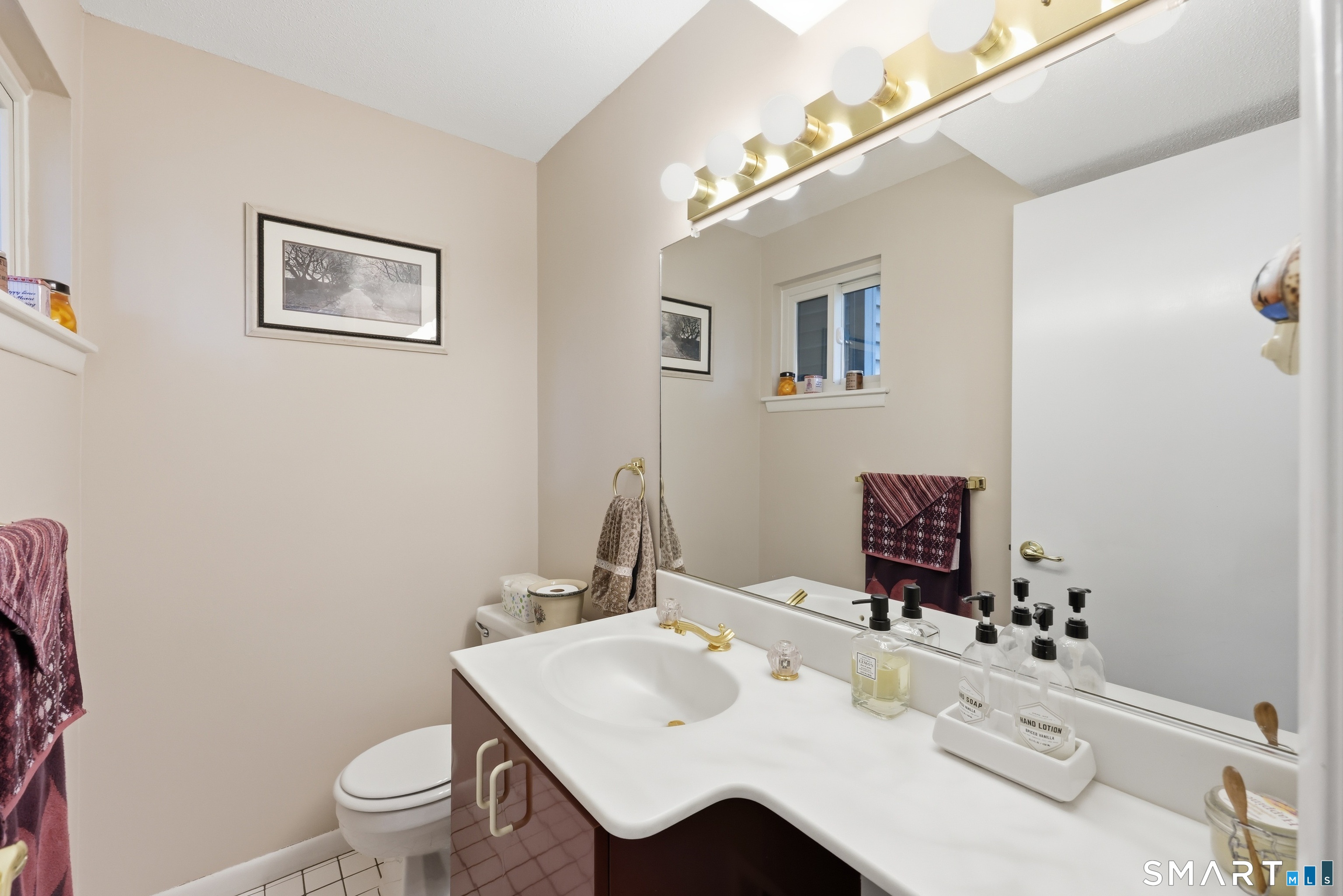 170 Hollister South 170 Way Property Photo 16