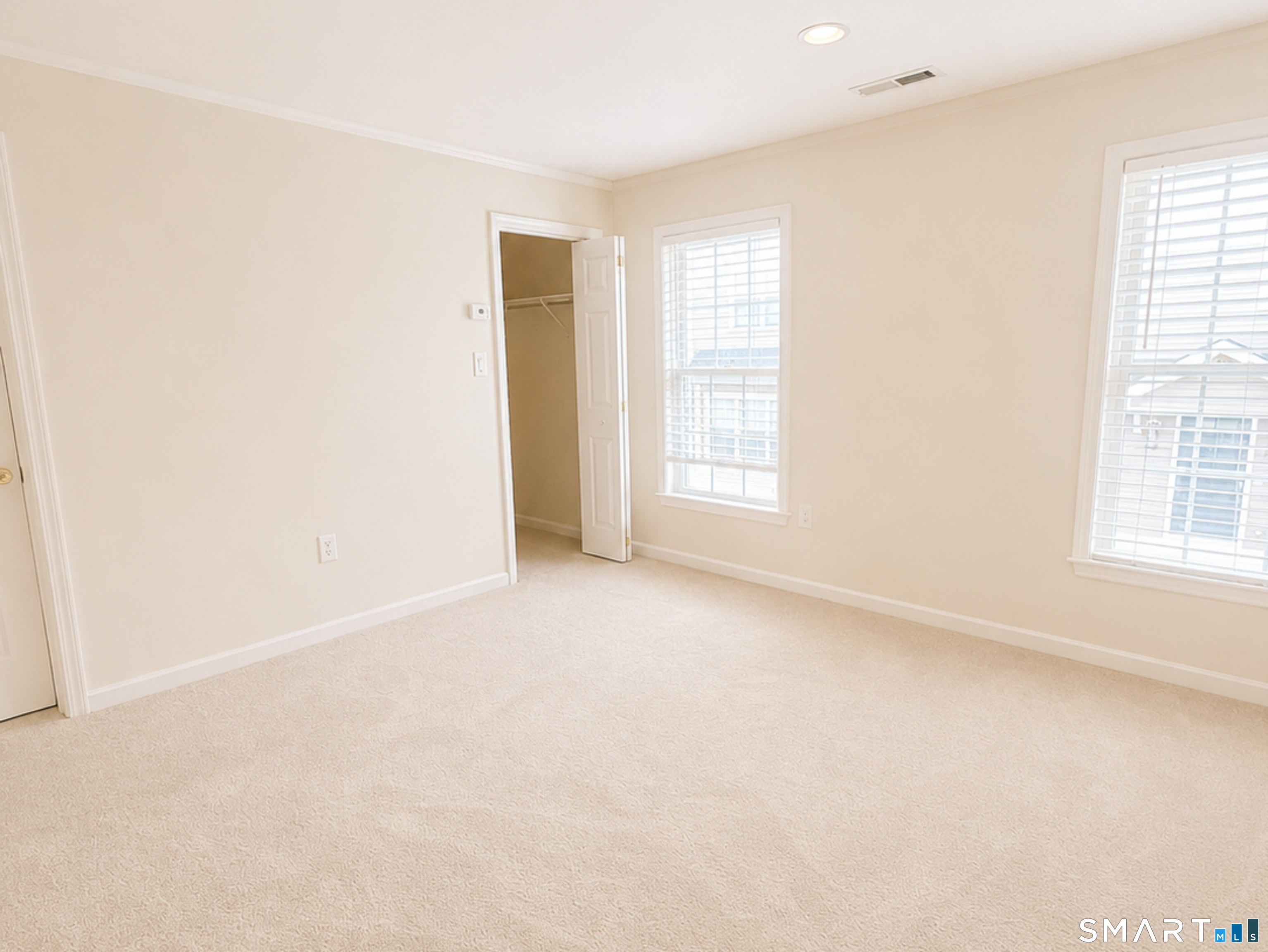 220 Castle 220 Avenue Property Photo 7