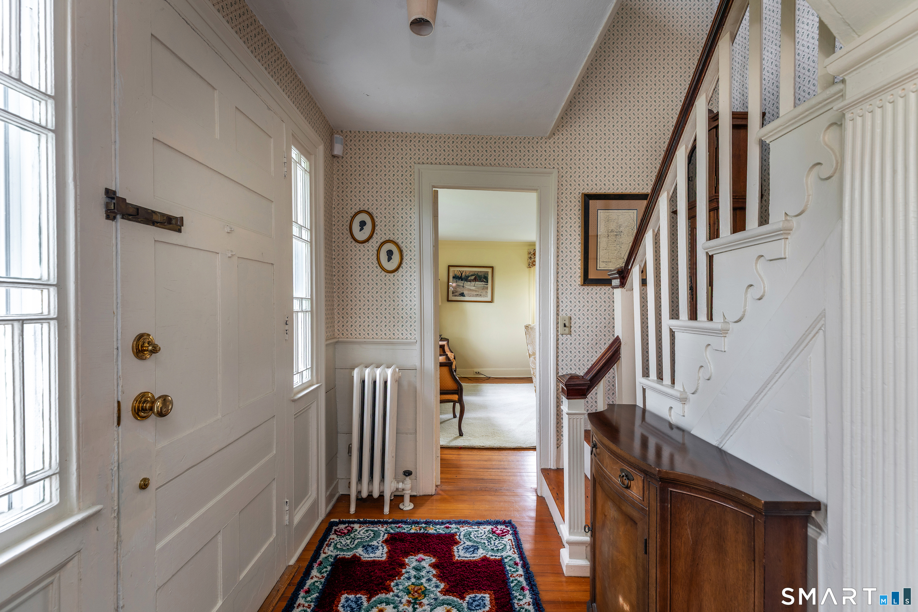 162 Hutchinson Parkway Property Photo 9