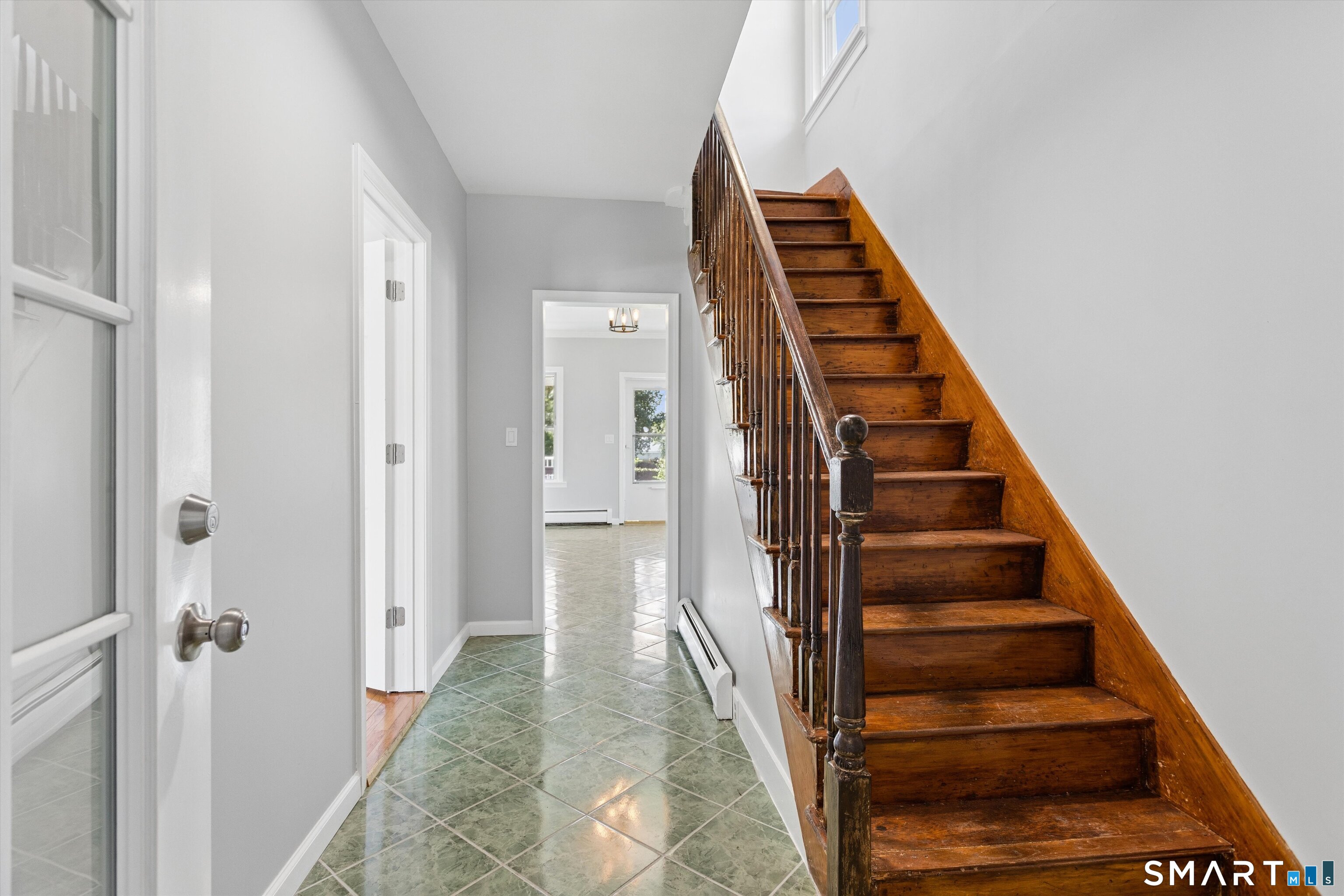 68 Reservoir Avenue Property Photo 5