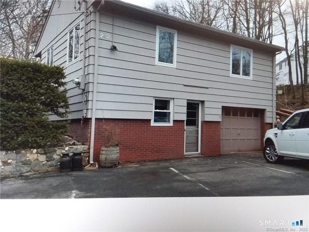 242 Grove Street Property Photo 4