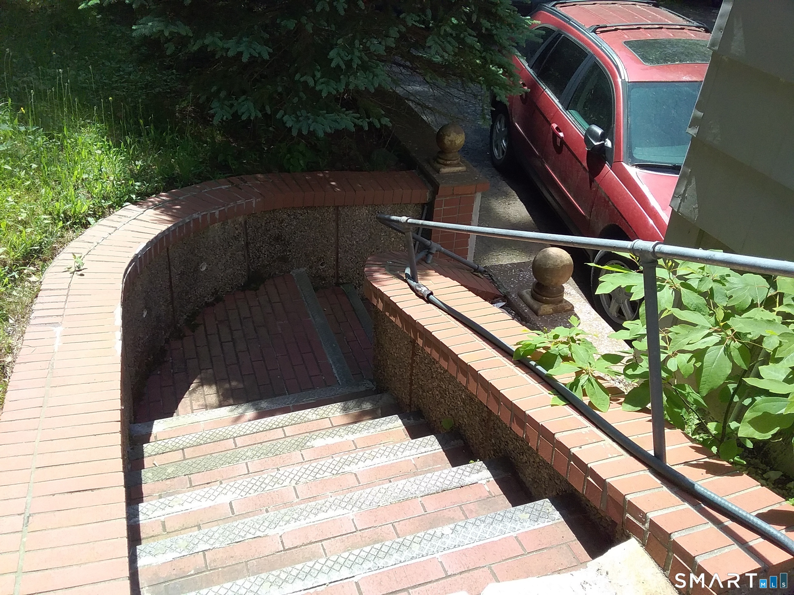 242 Grove Street Property Photo 19