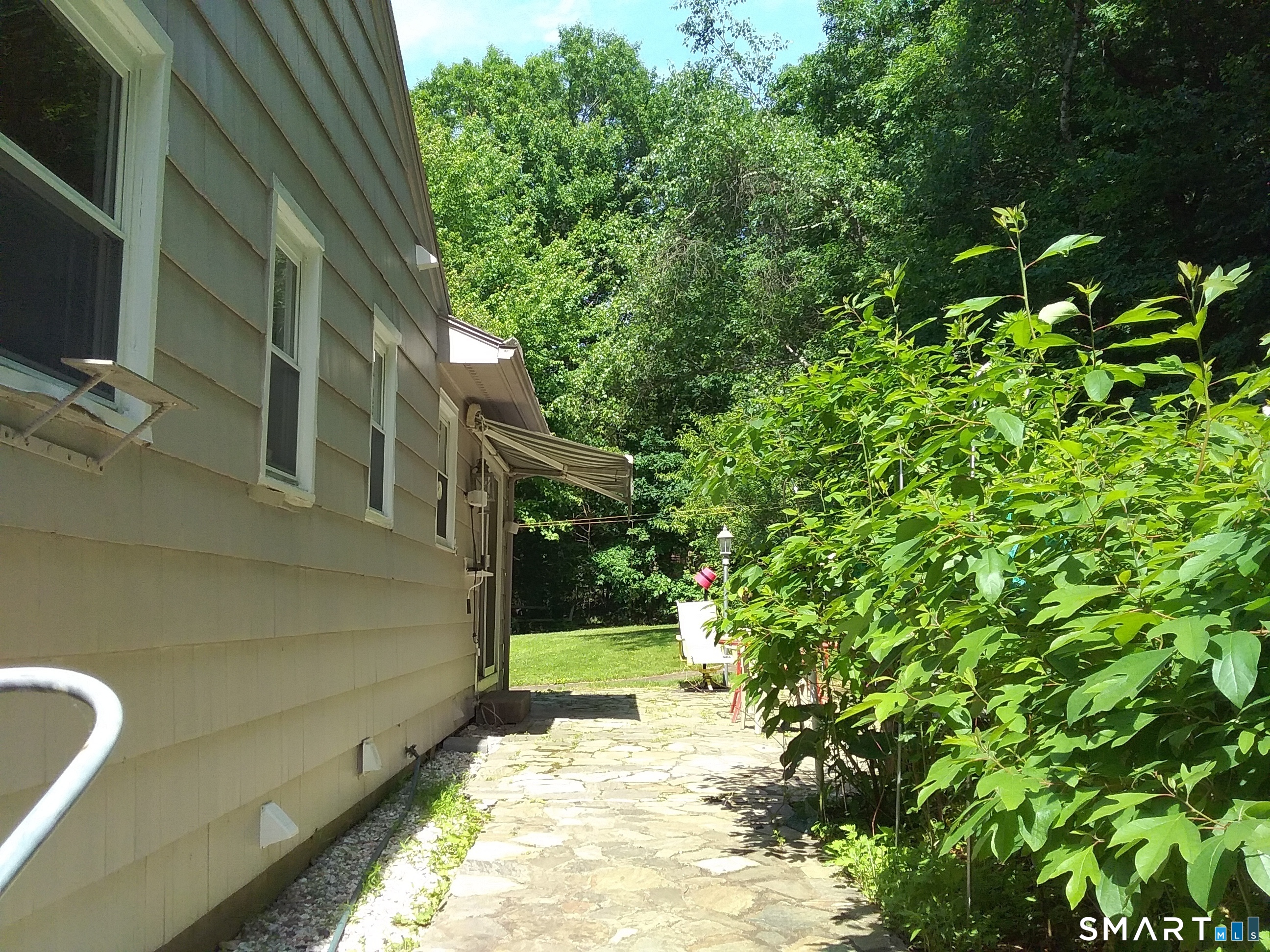 242 Grove Street Property Photo 22