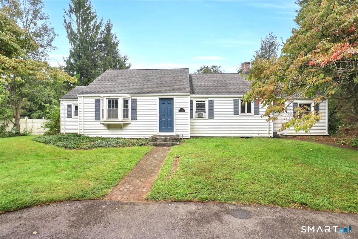 737 Lovely Street Property Photo 1