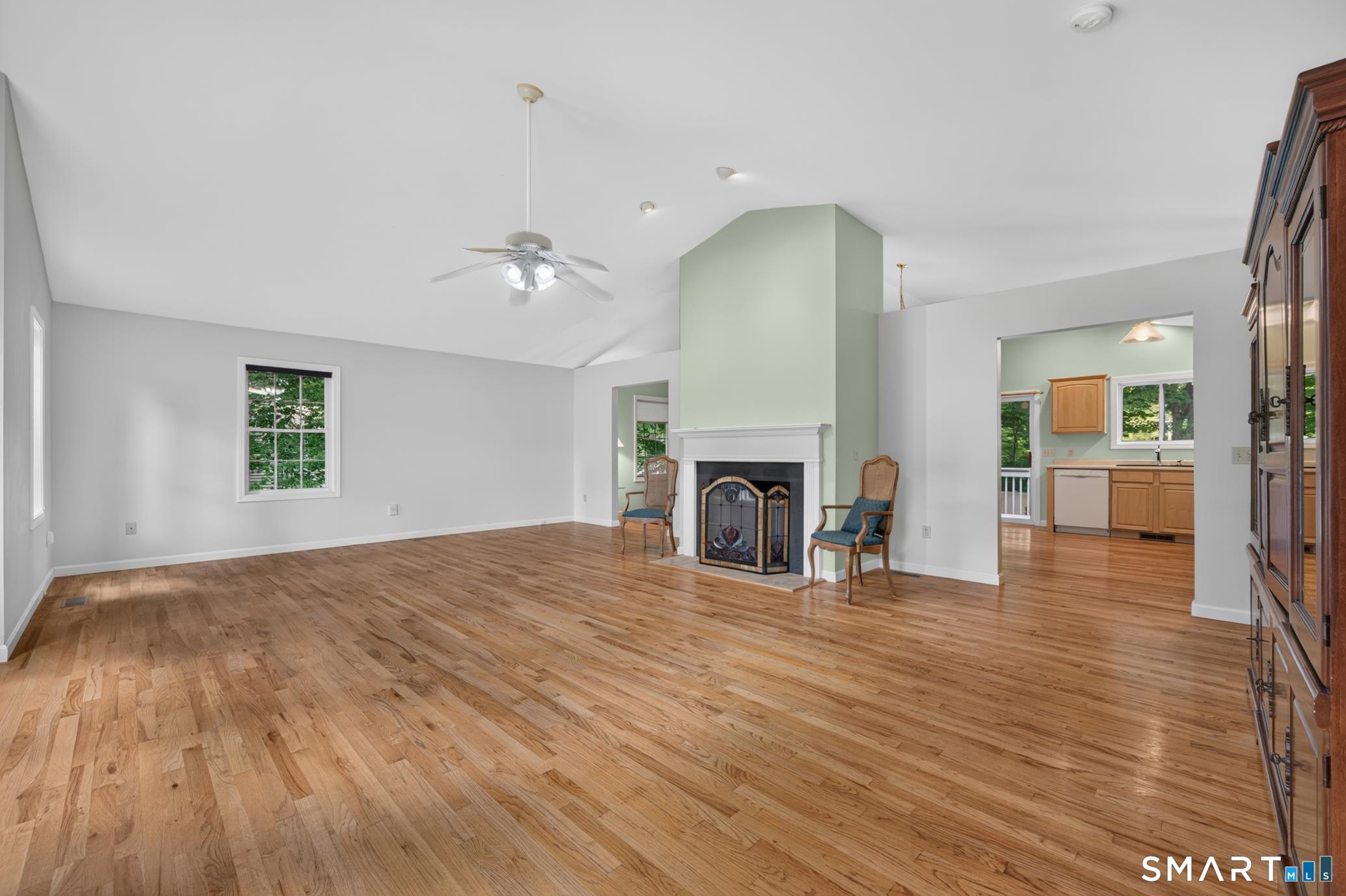11 John W Luty Drive Property Photo 10