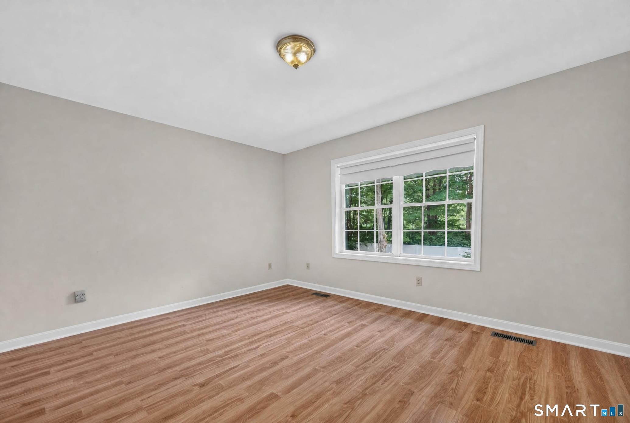 11 John W Luty Drive Property Photo 19