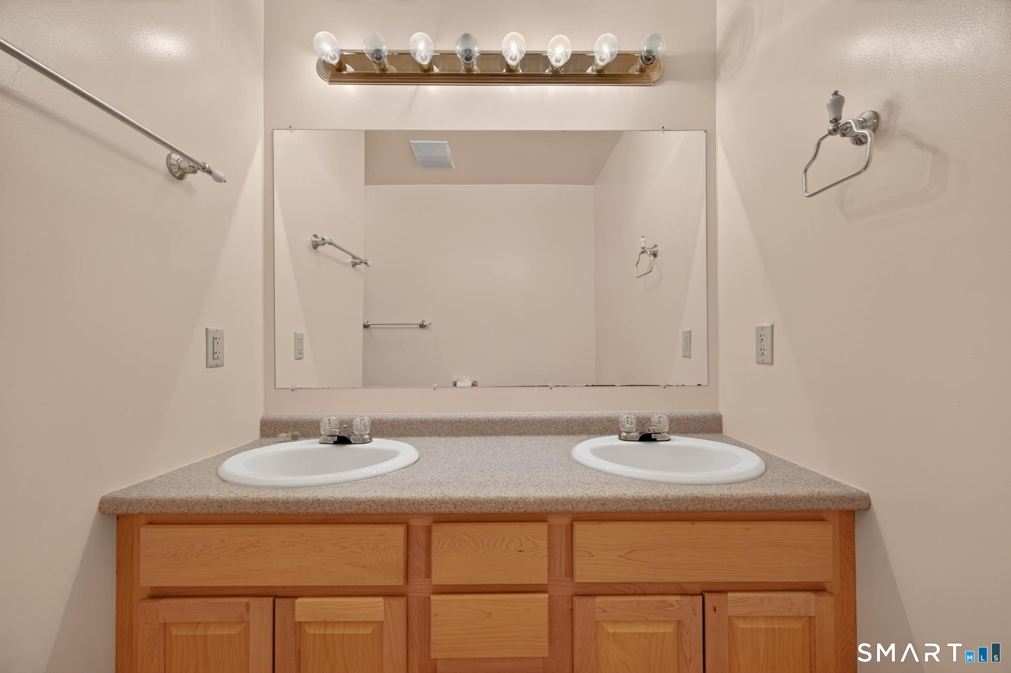 11 John W Luty Drive Property Photo 21