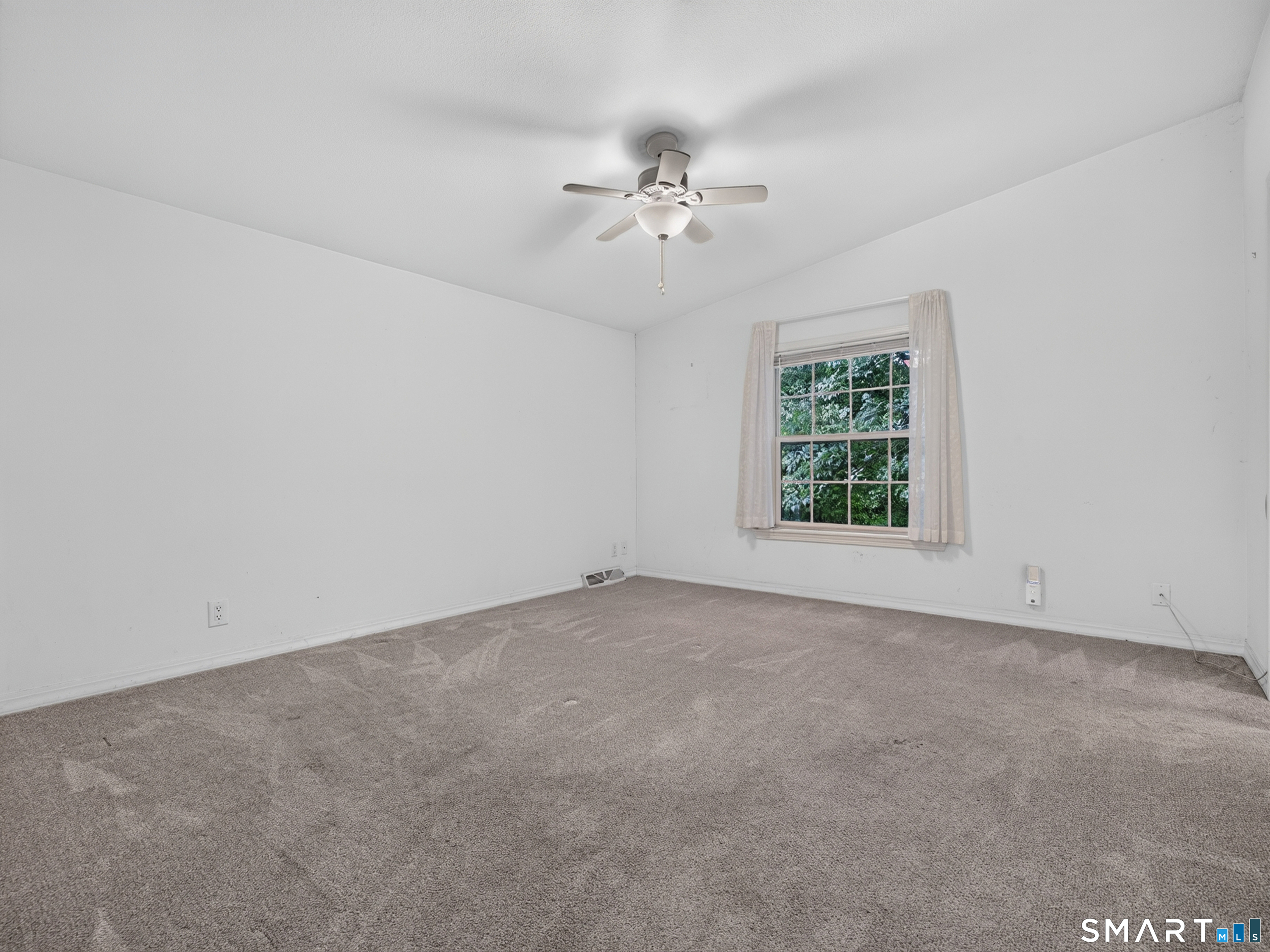 4 Cliff Road Property Photo 16