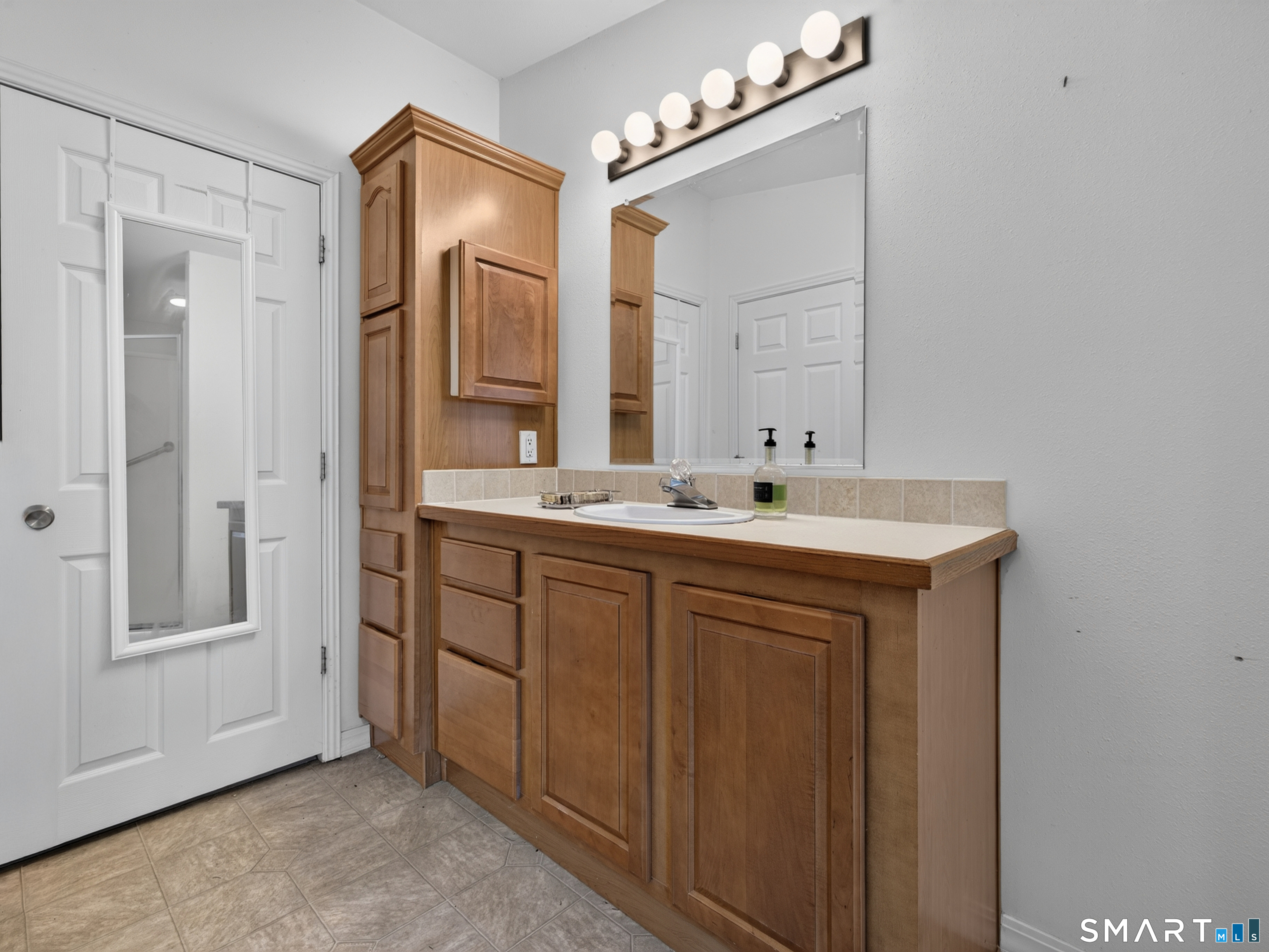 4 Cliff Road Property Photo 18
