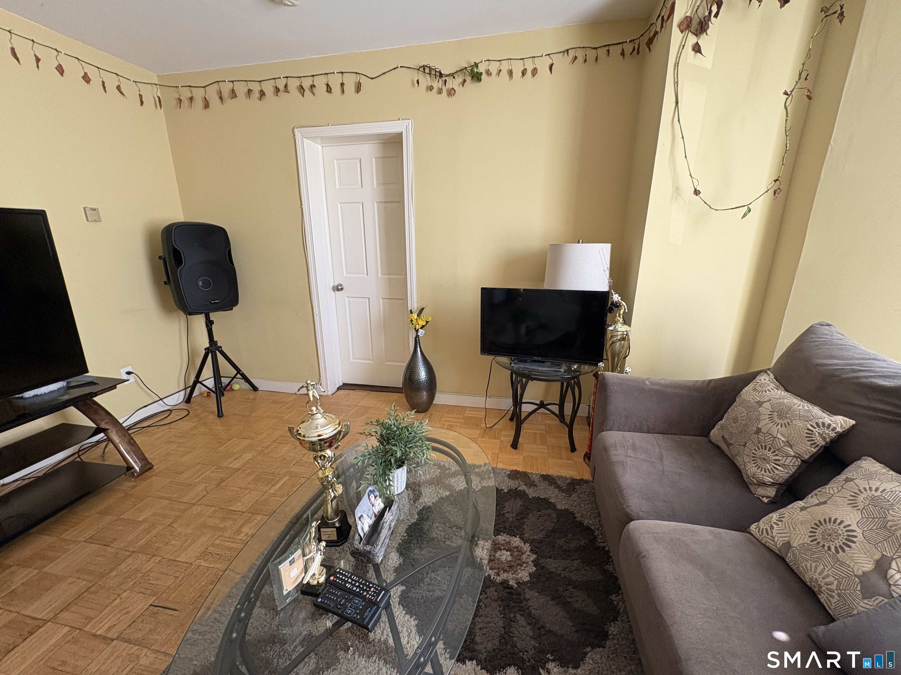 679 Norman Street Property Photo 10