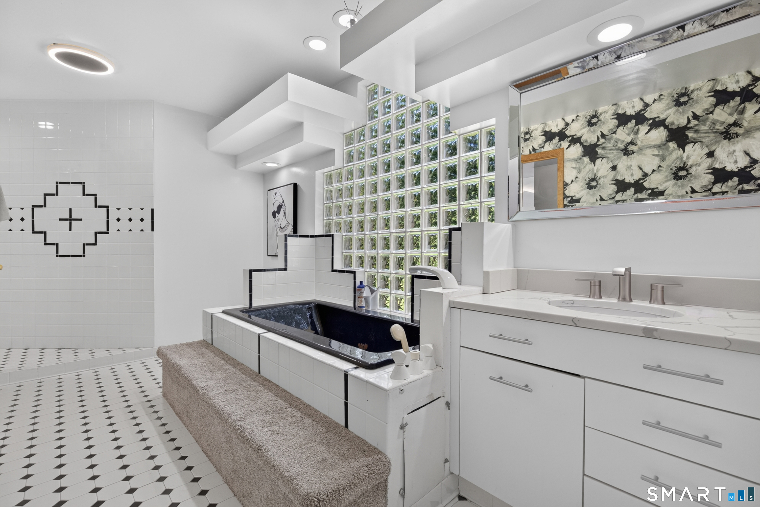 200 Bear Swamp Road Property Photo 22