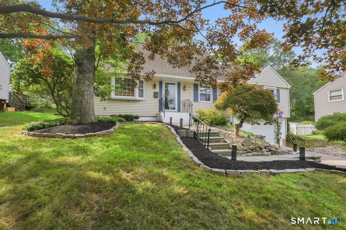 117 Hyde Road Property Photo 2