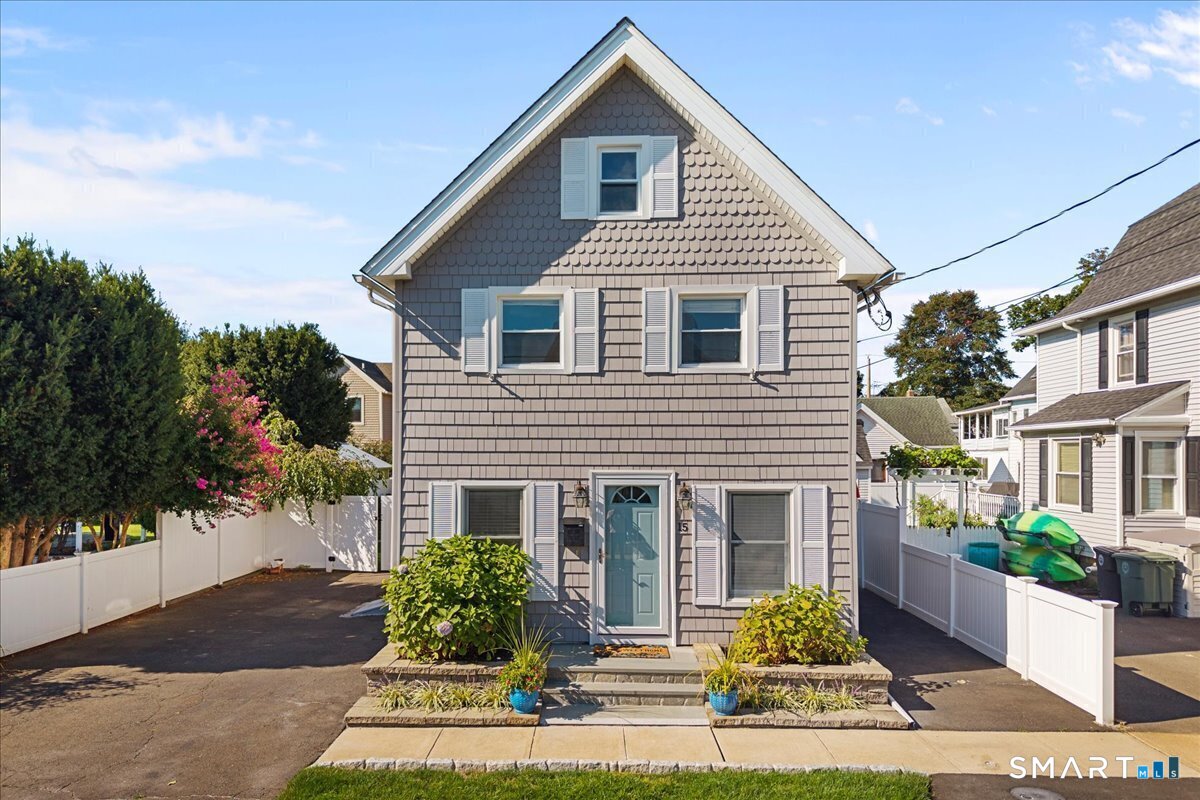 15 Elm Street Property Photo 1