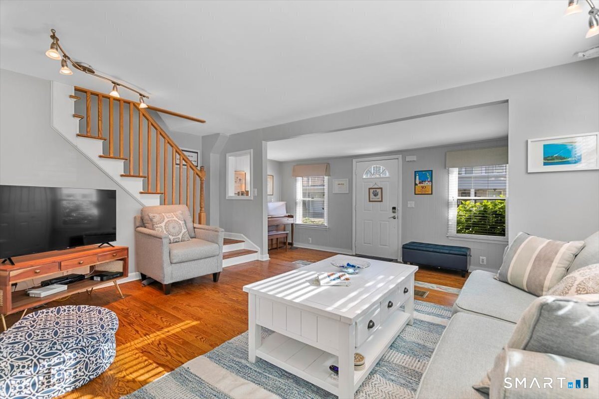 15 Elm Street Property Photo 4