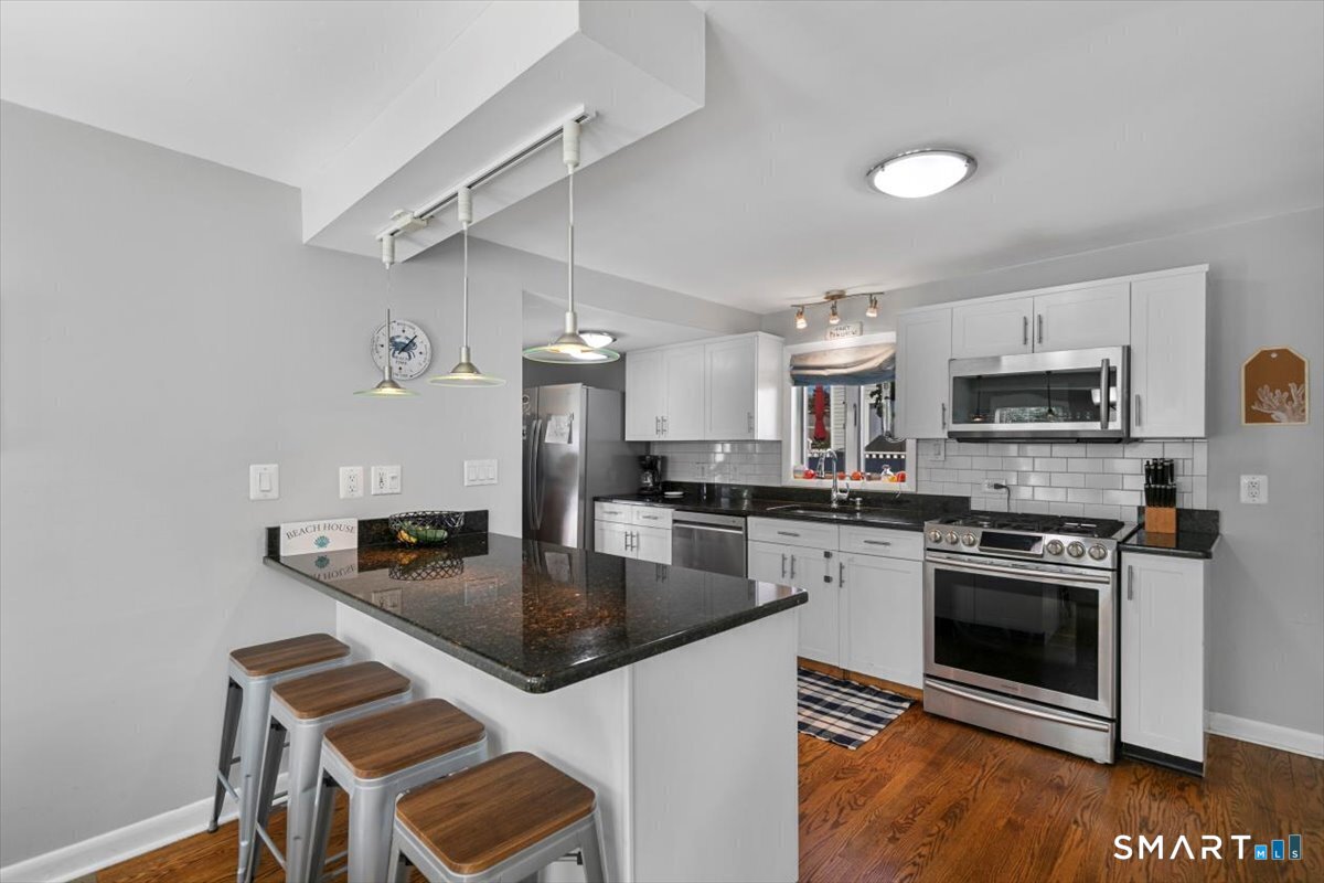 15 Elm Street Property Photo 8