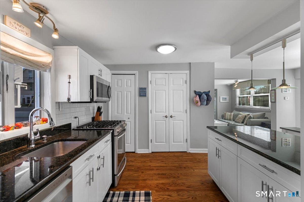 15 Elm Street Property Photo 10
