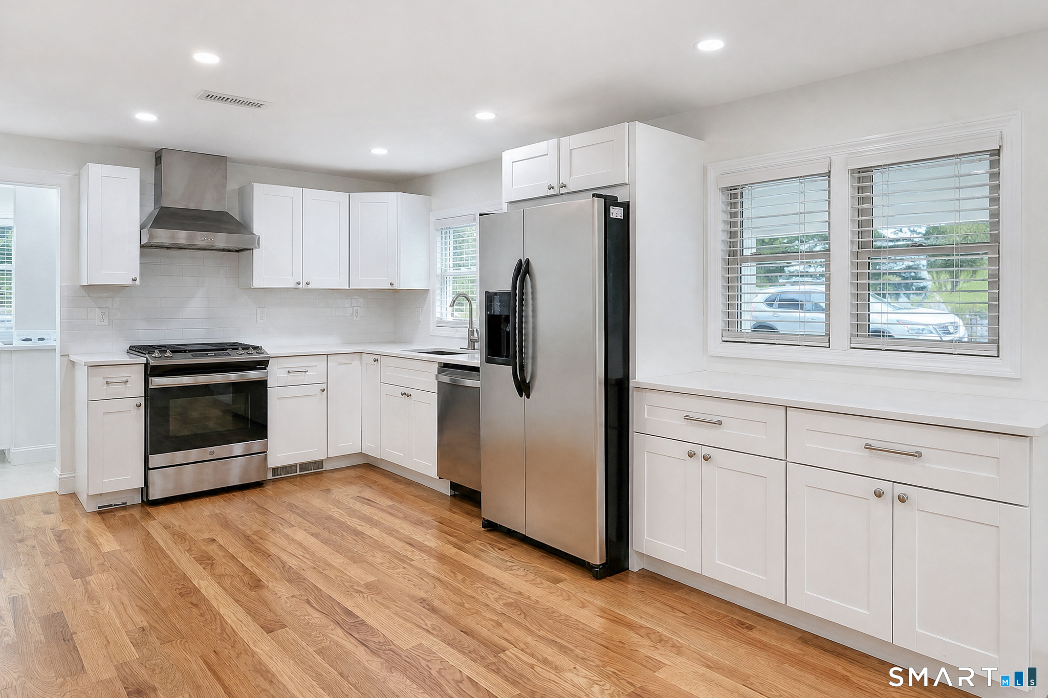 47 Middle River Road Property Photo 10