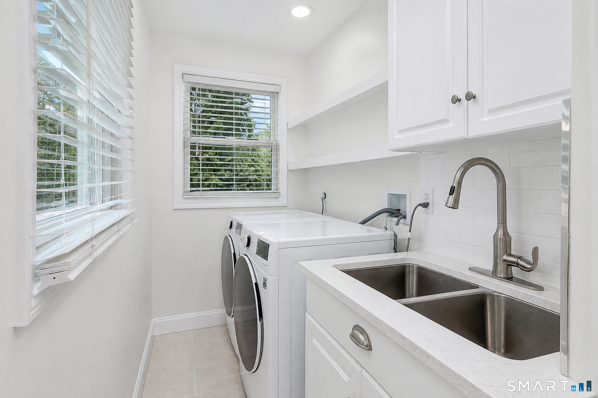 47 Middle River Road Property Photo 15
