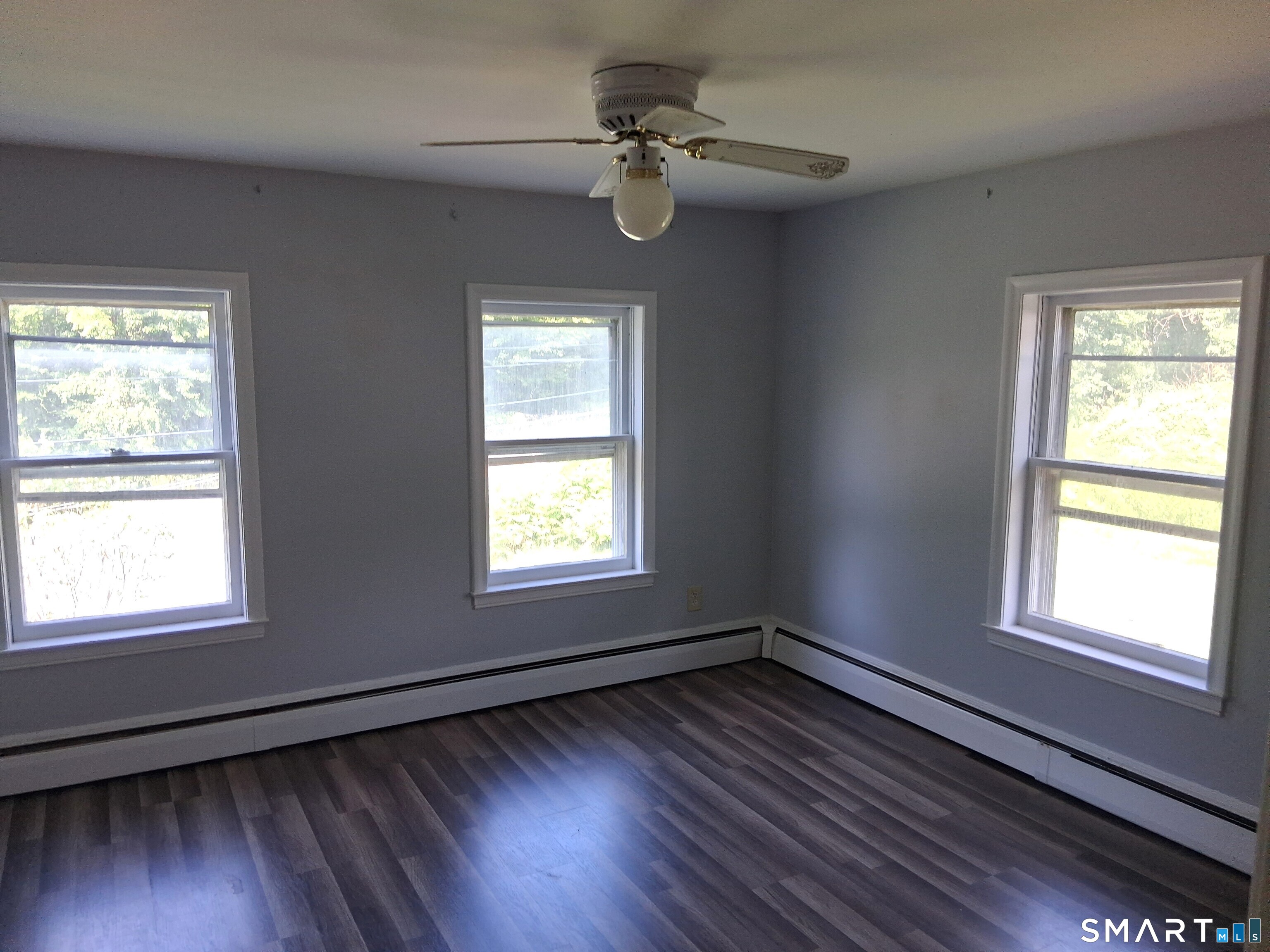 24200160 Property Photo 4
