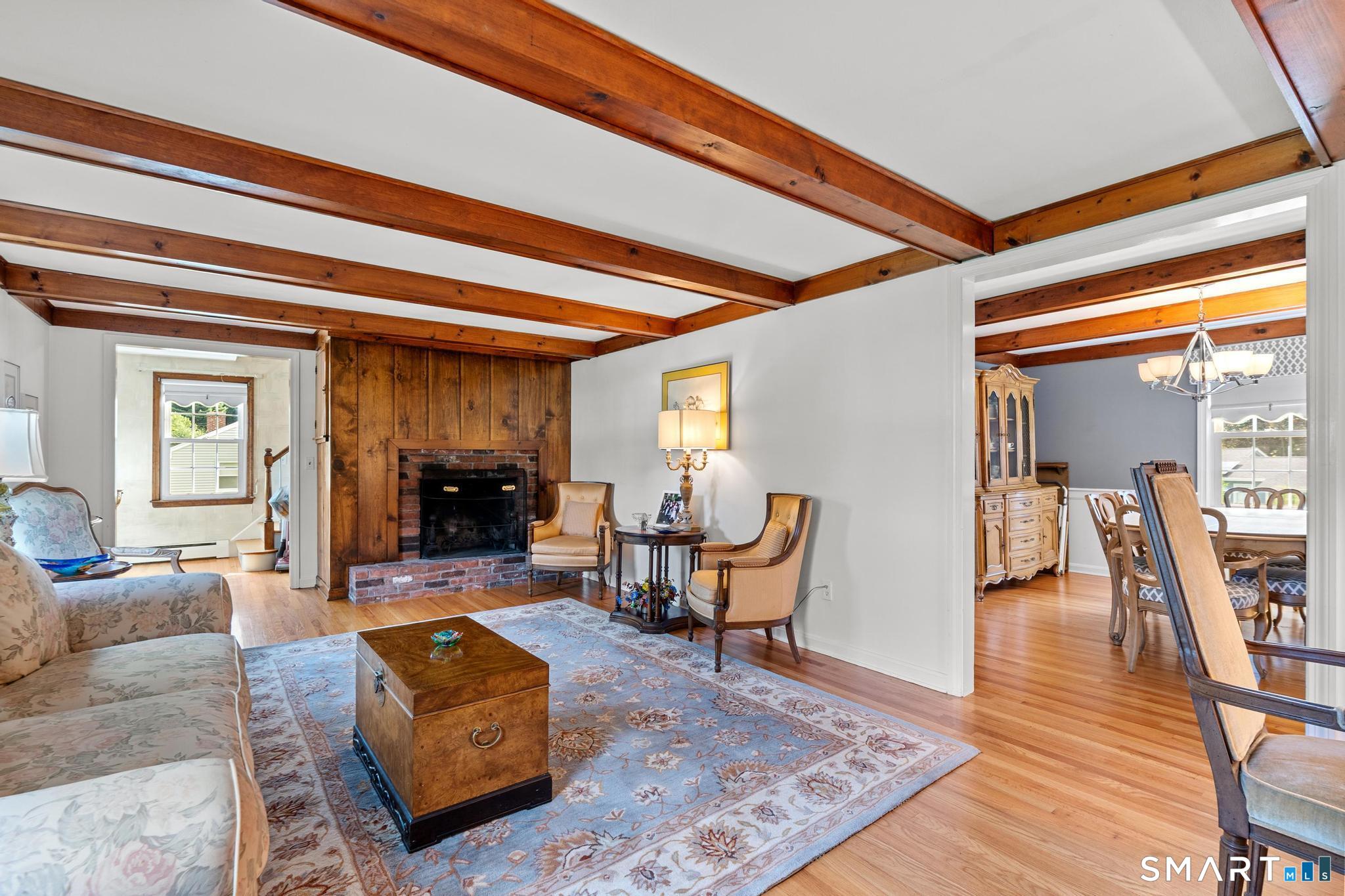 8 Robert Street Property Photo 4