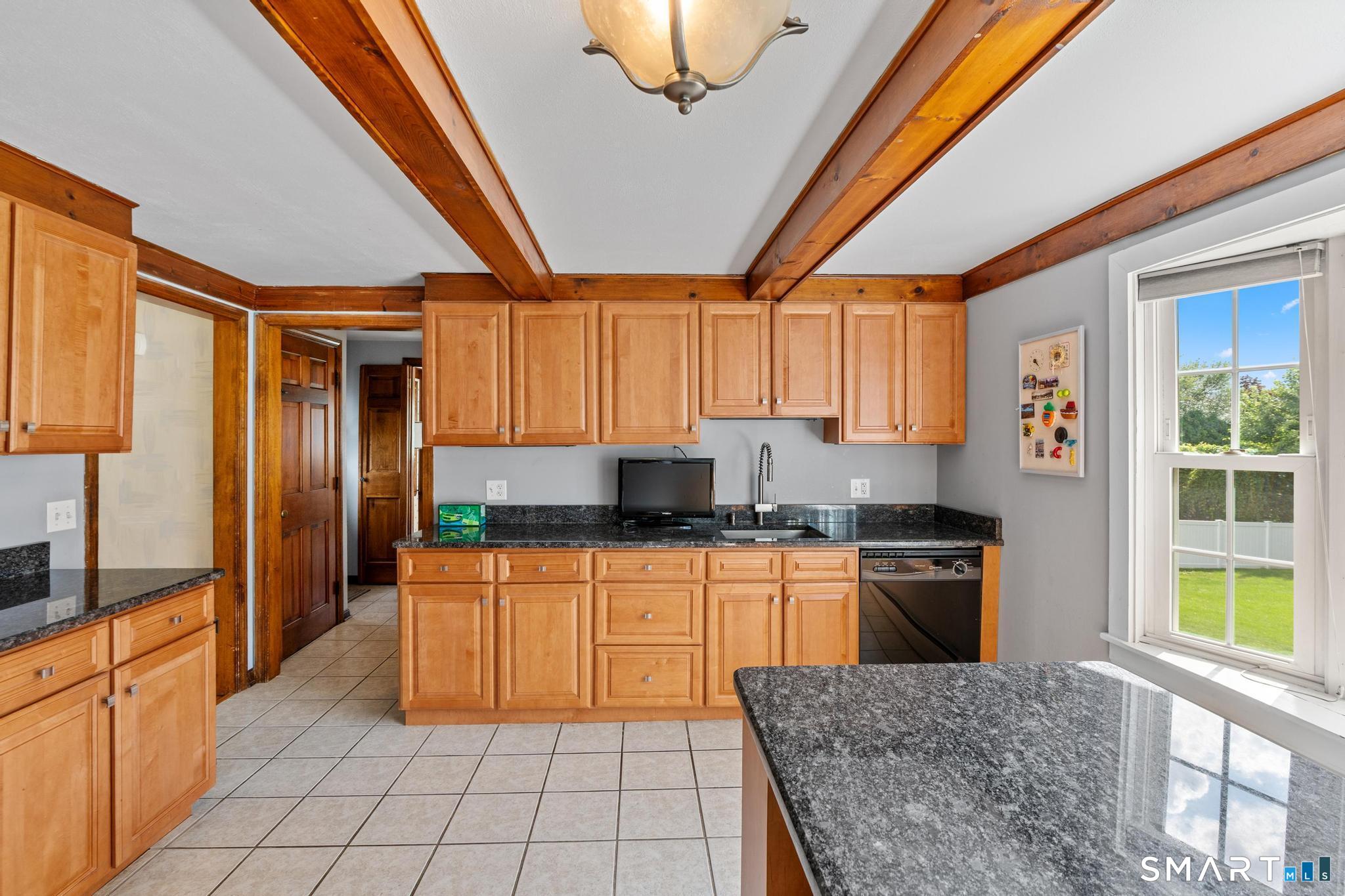 8 Robert Street Property Photo 9