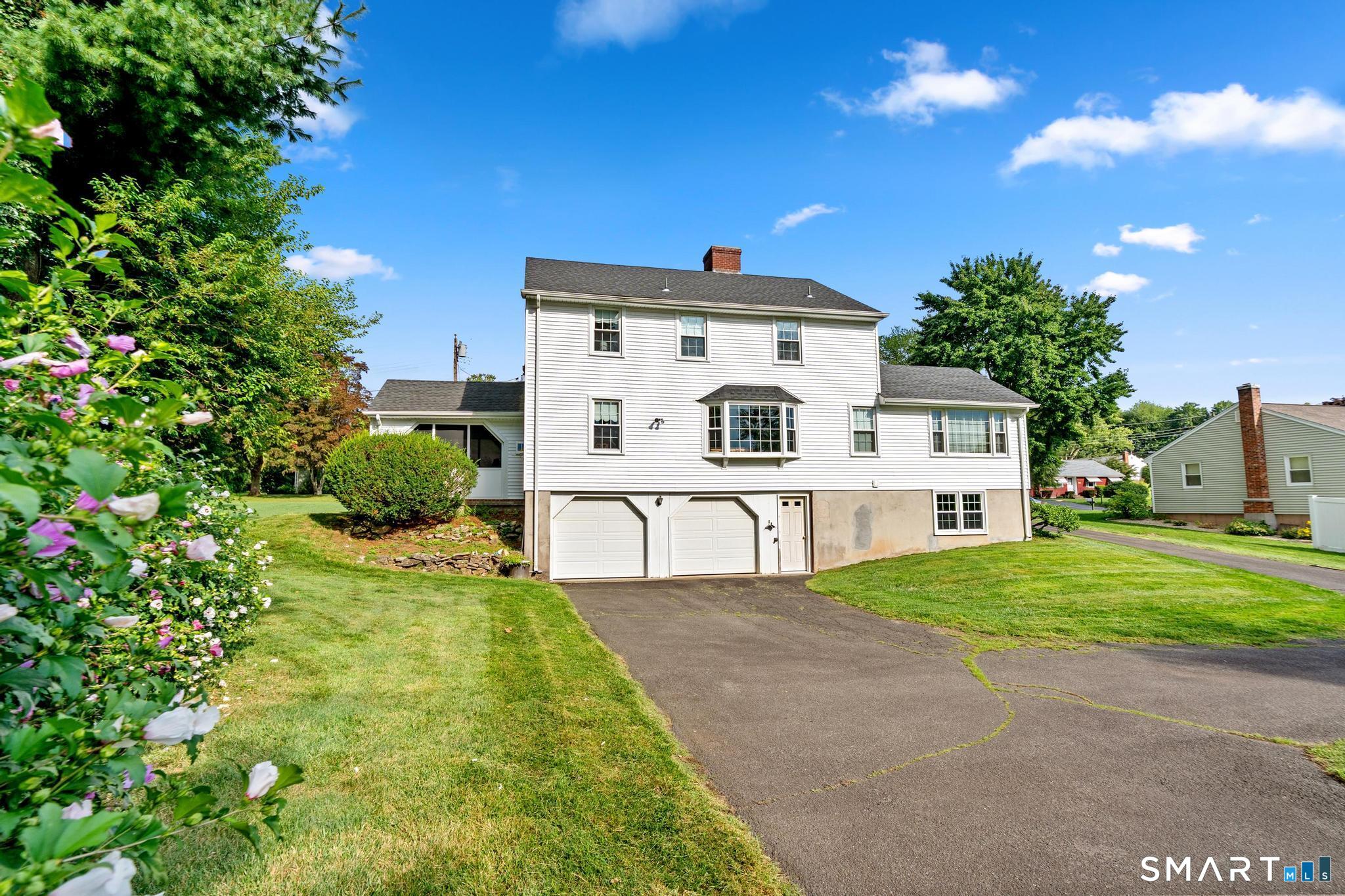 8 Robert Street Property Photo 34