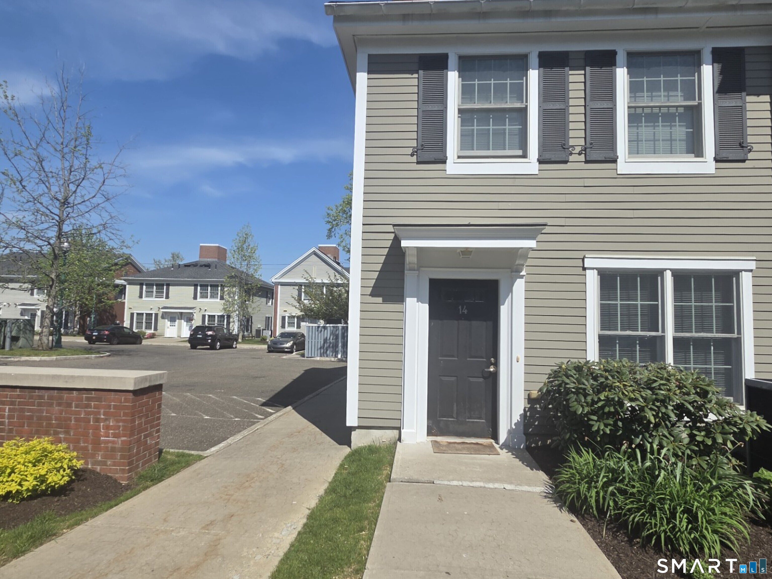 49 Fairgate Drive Property Photo 1