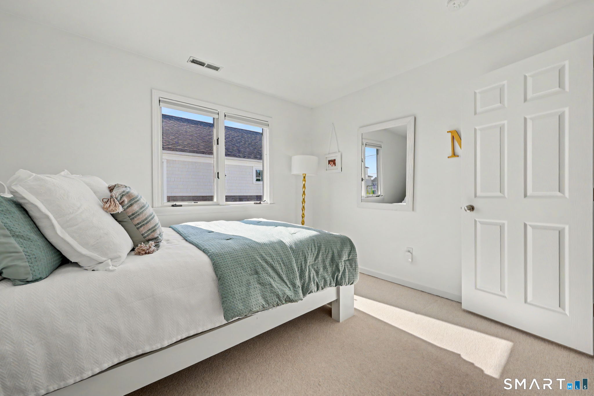 738 Rowland Road Property Photo 18