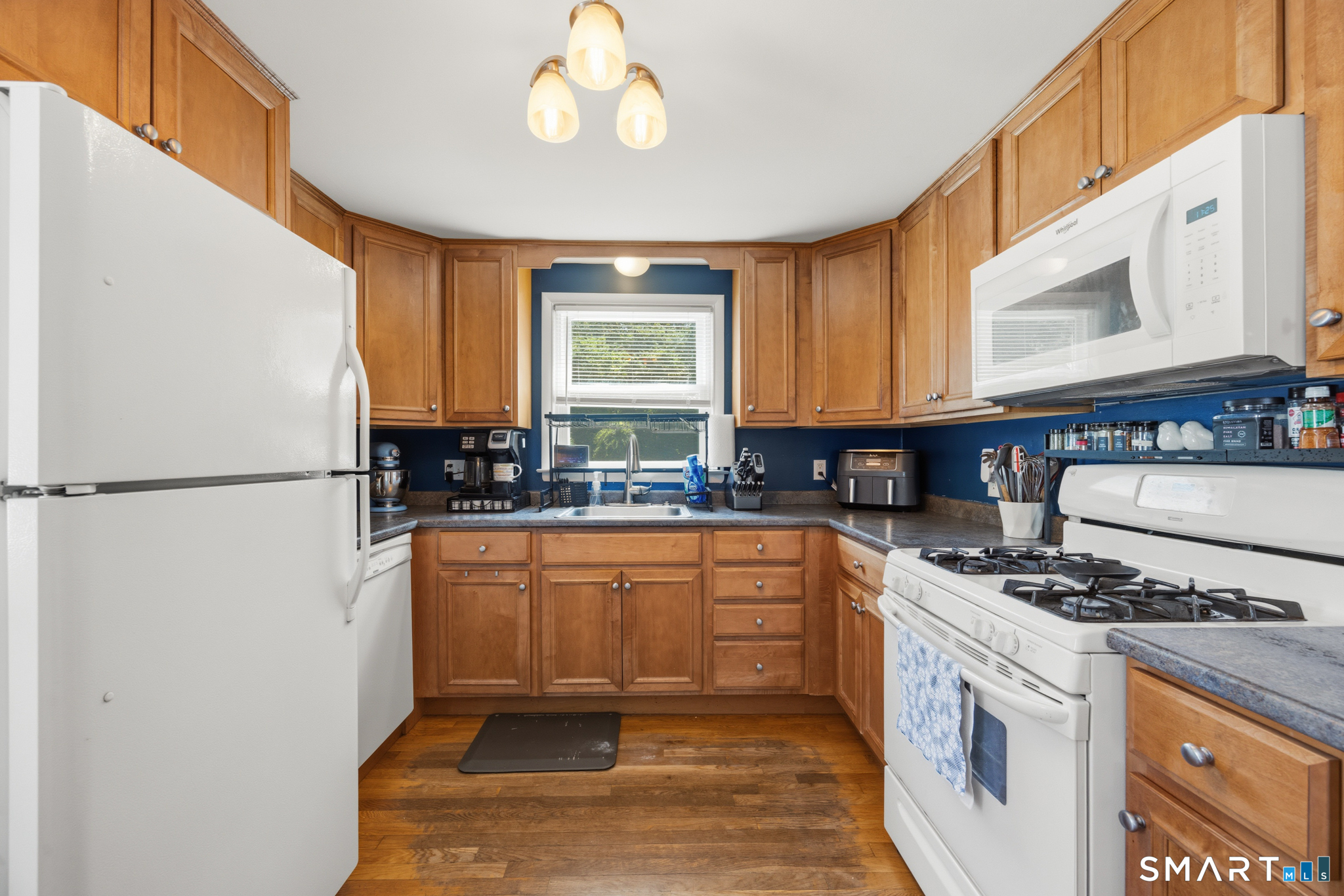 30 Lansing Avenue Property Photo 6