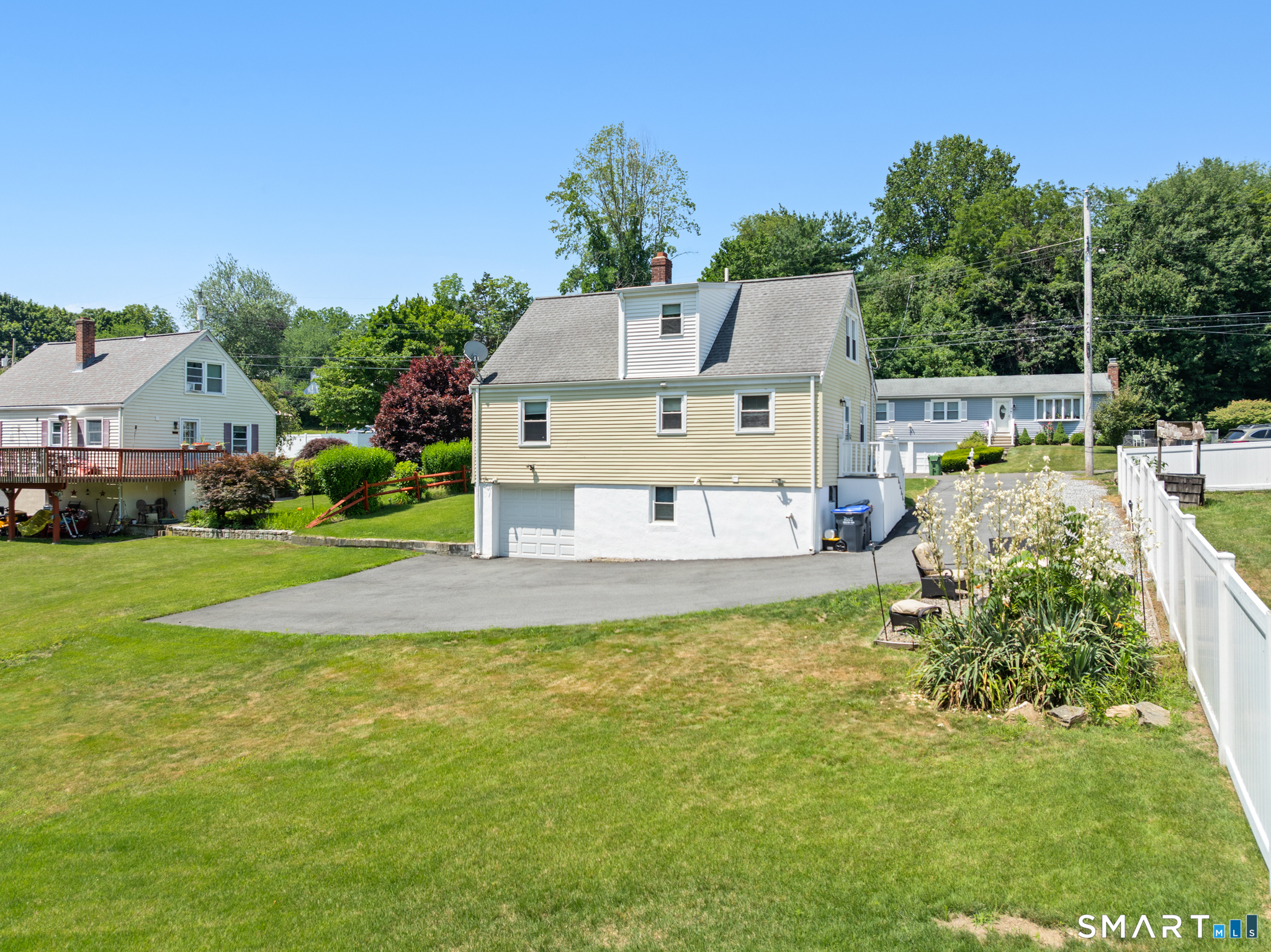 30 Lansing Avenue Property Photo 24