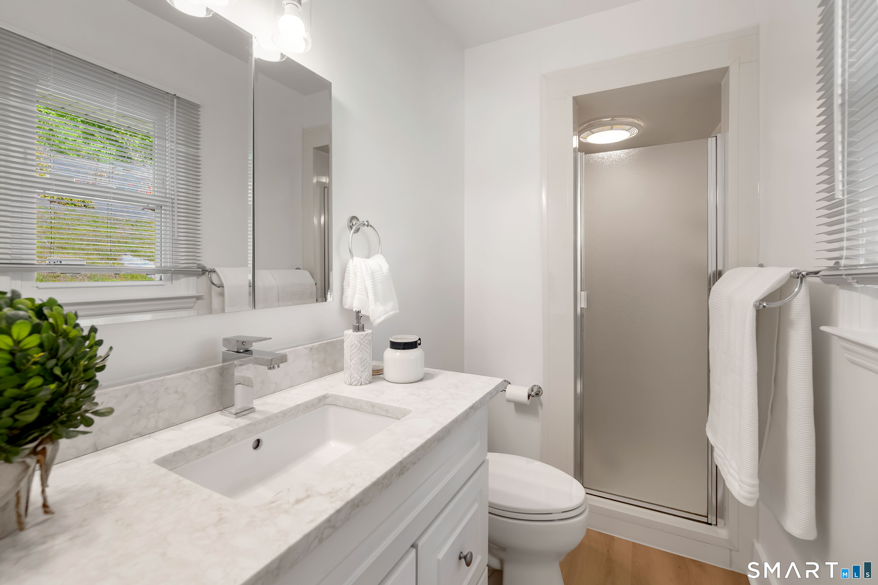 61 Center Drive Property Photo 14