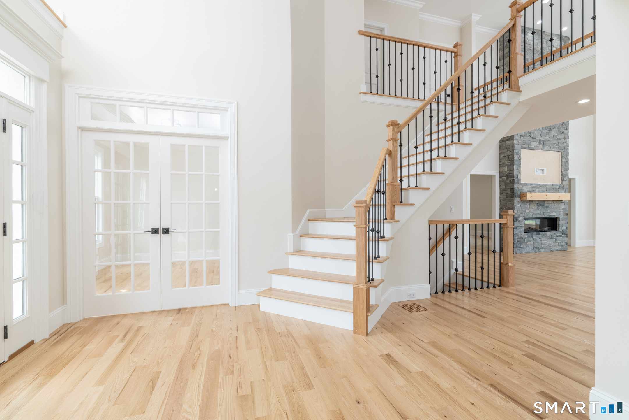 5 Steven Circle Property Photo 3