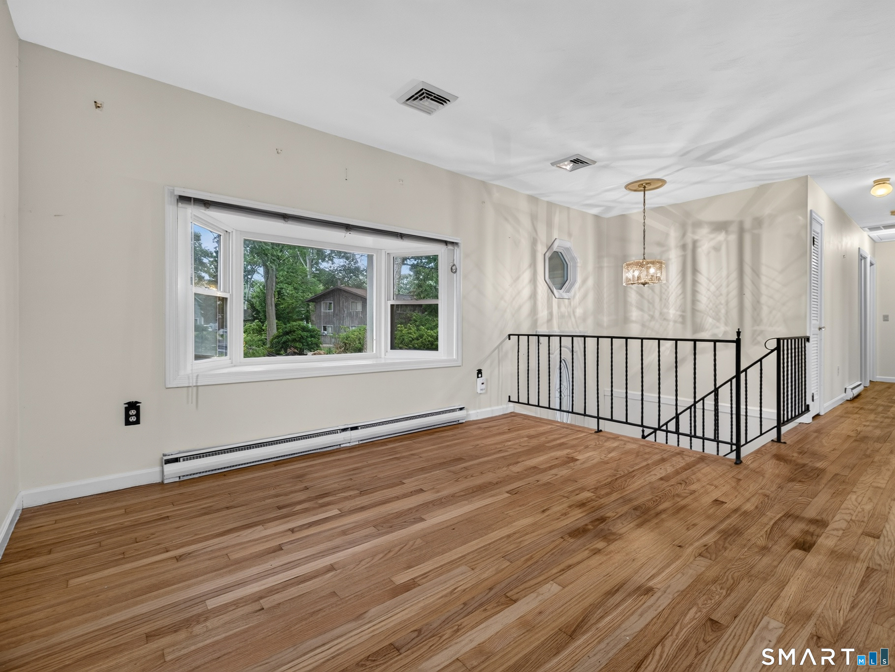 71 Knollwood Drive Property Photo 6