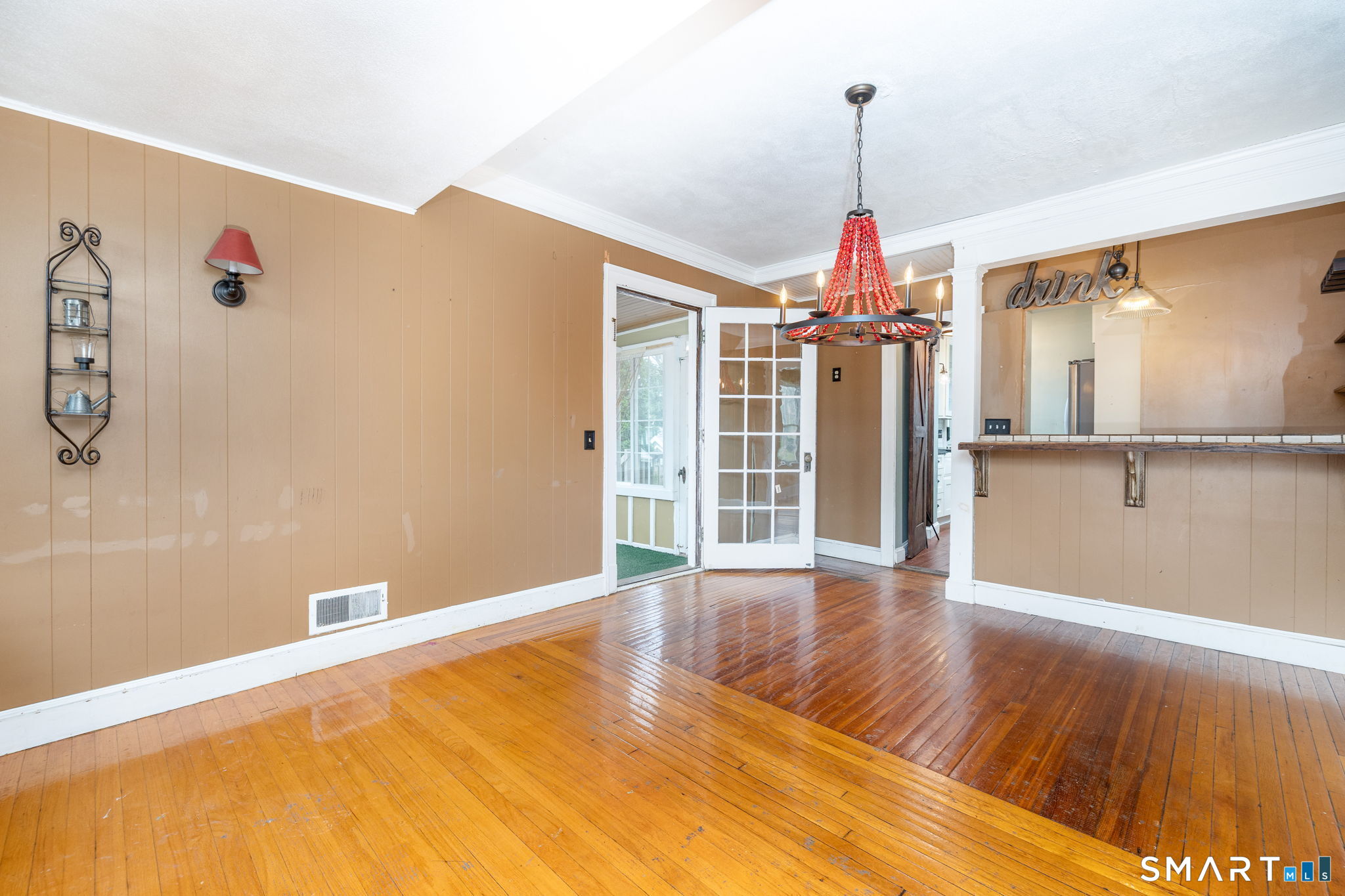 175 Lincoln Street Property Photo 11