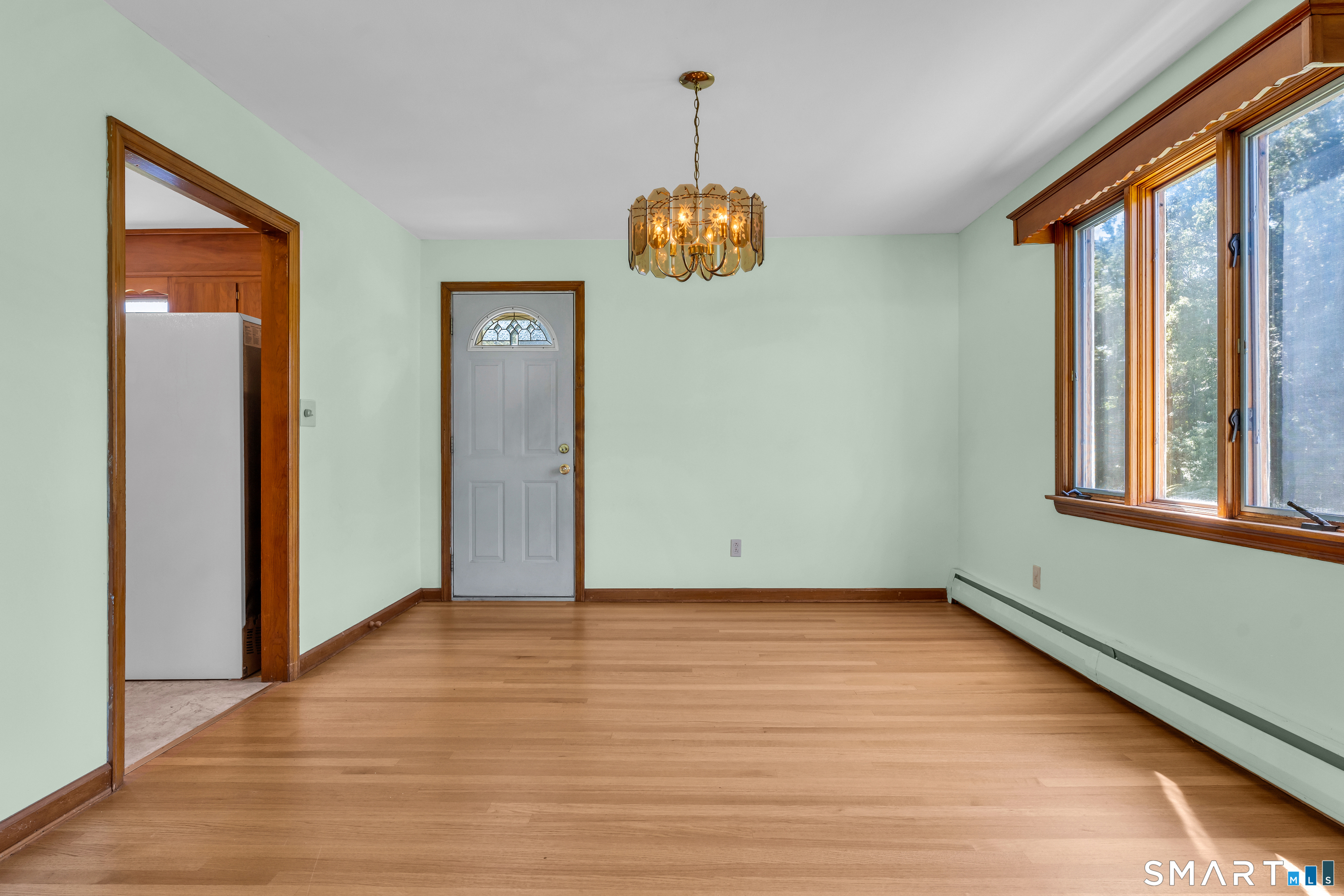 98 Upper State Street Property Photo 11