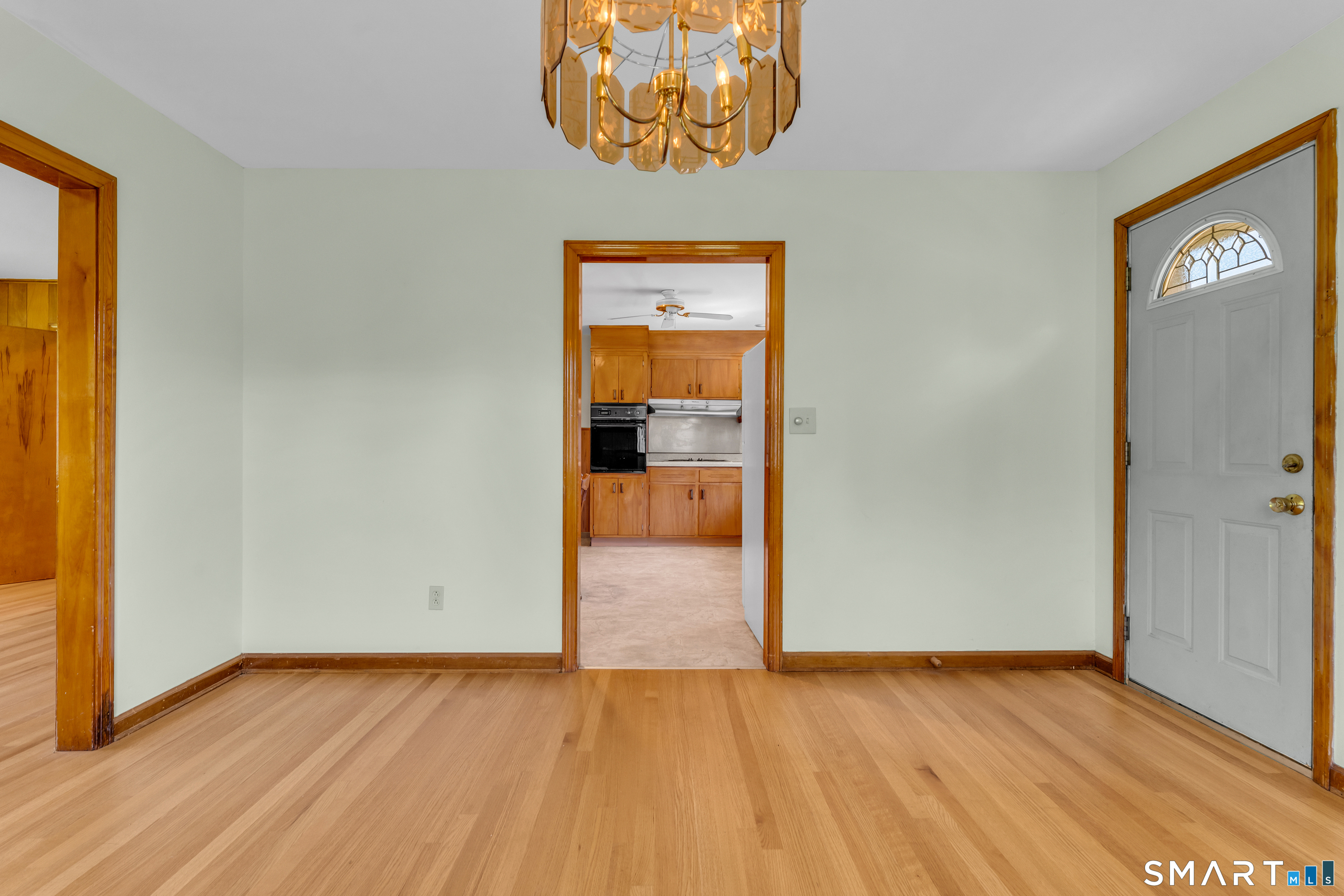 98 Upper State Street Property Photo 15
